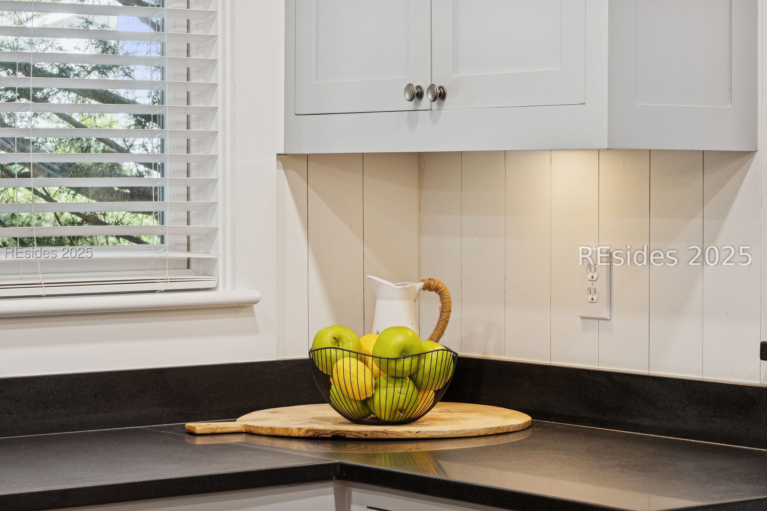 10 Rockingham Street