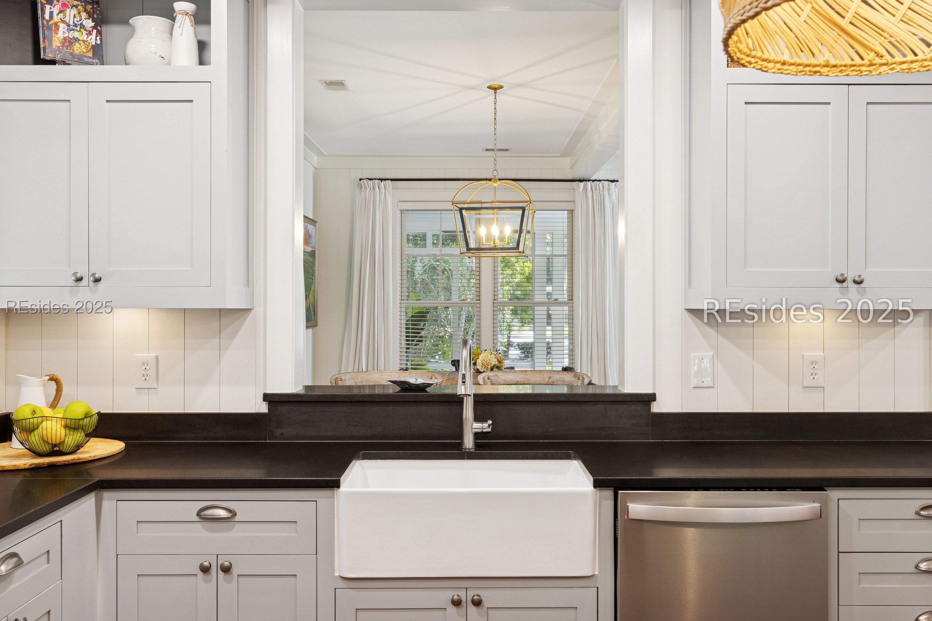 10 Rockingham Street