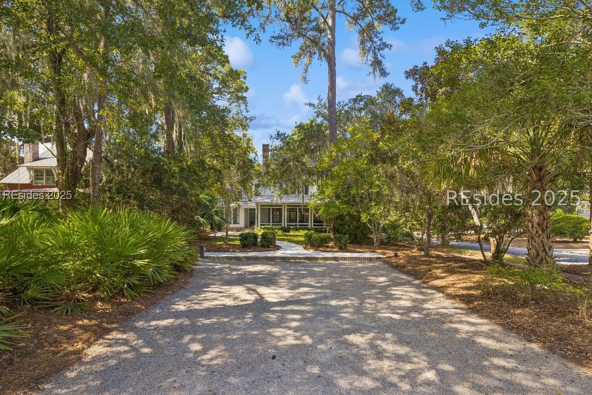 10 Rockingham Street