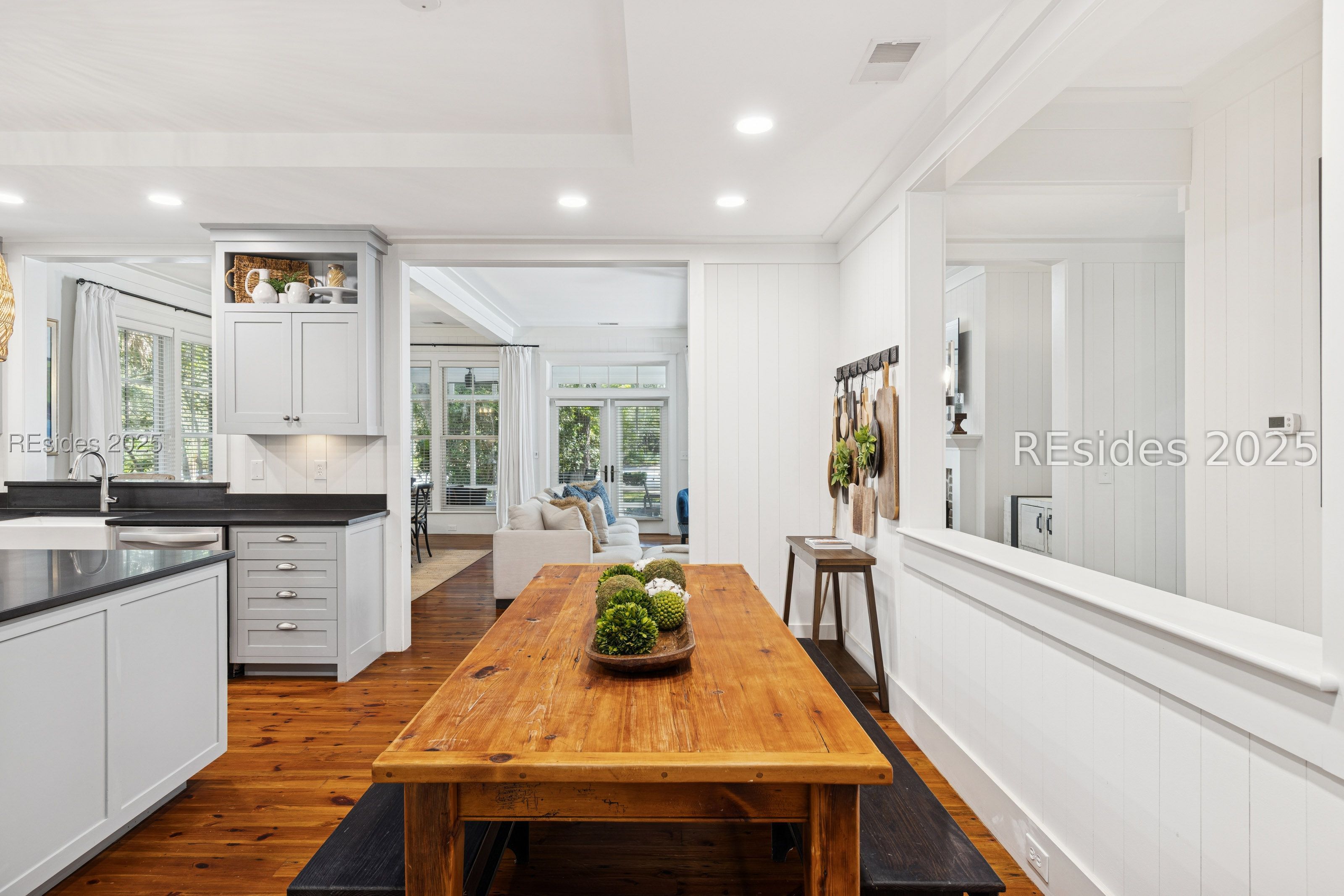 10 Rockingham Street