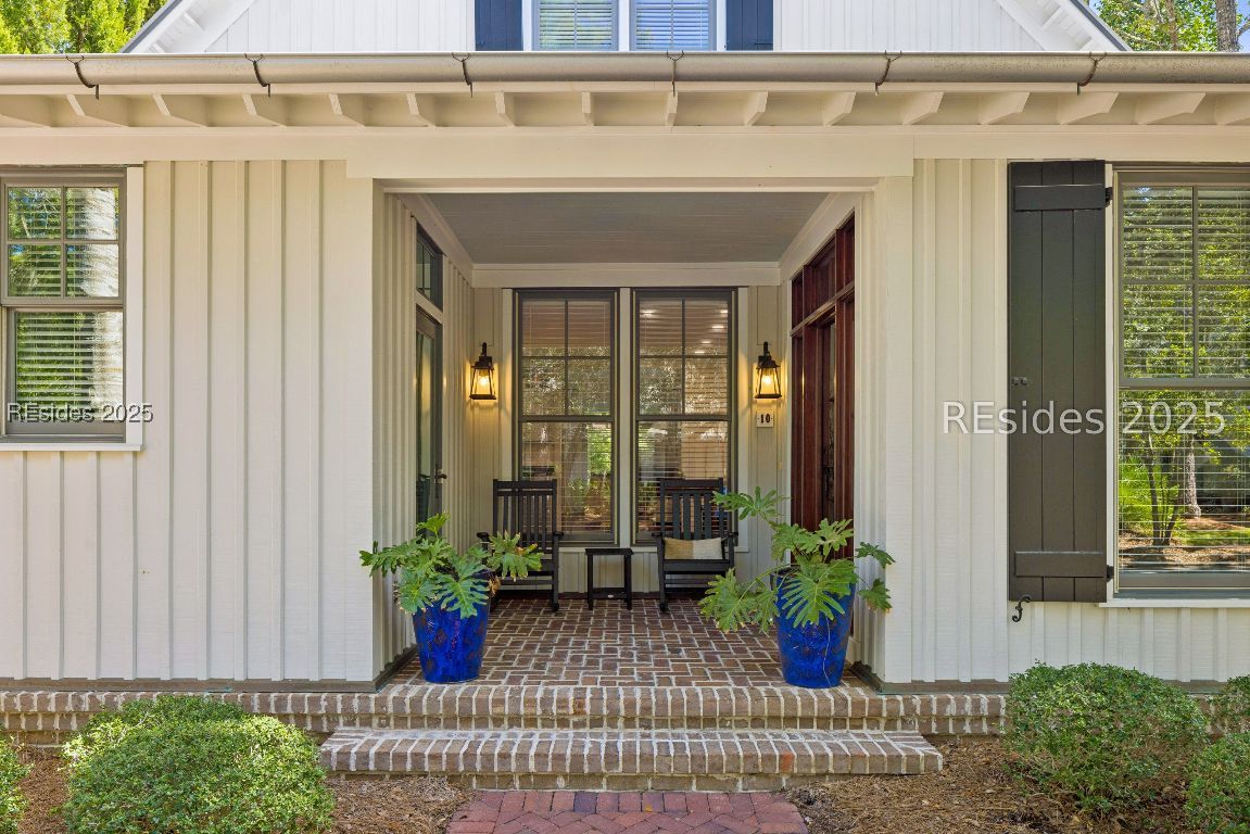 10 Rockingham Street