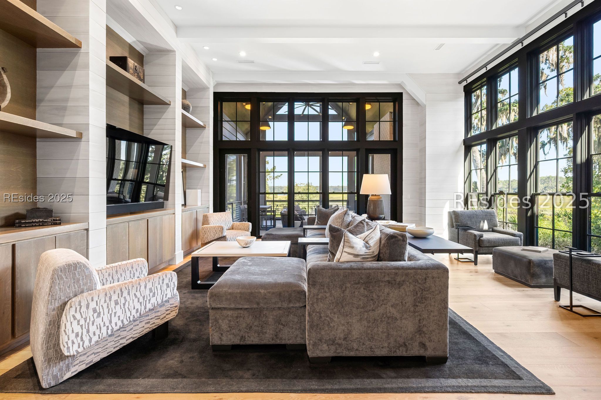 115 Mount Pelia Road