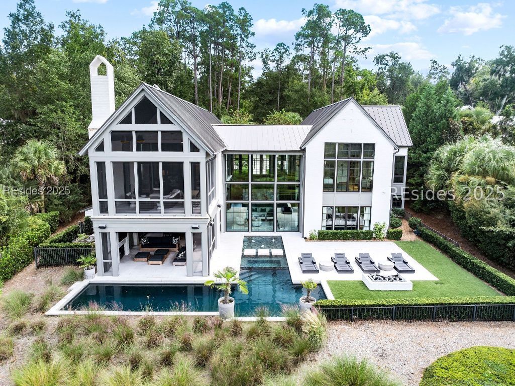 115 Mount Pelia Road