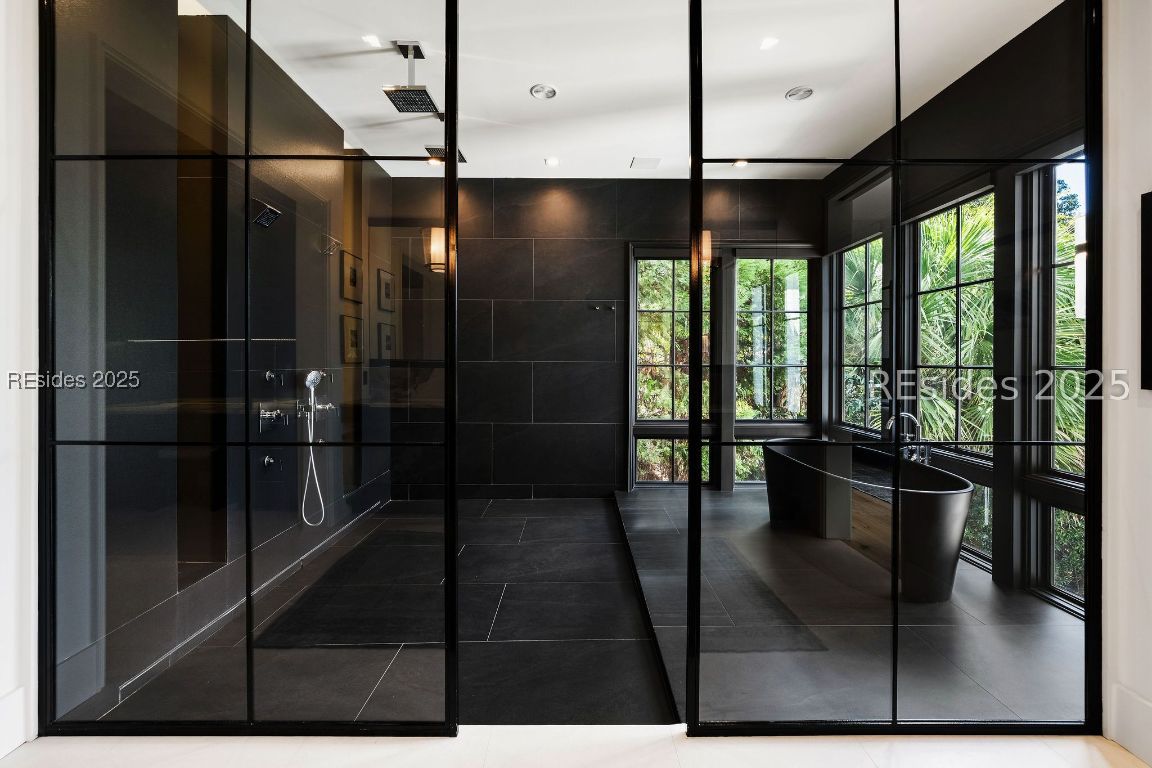 115 Mount Pelia Road