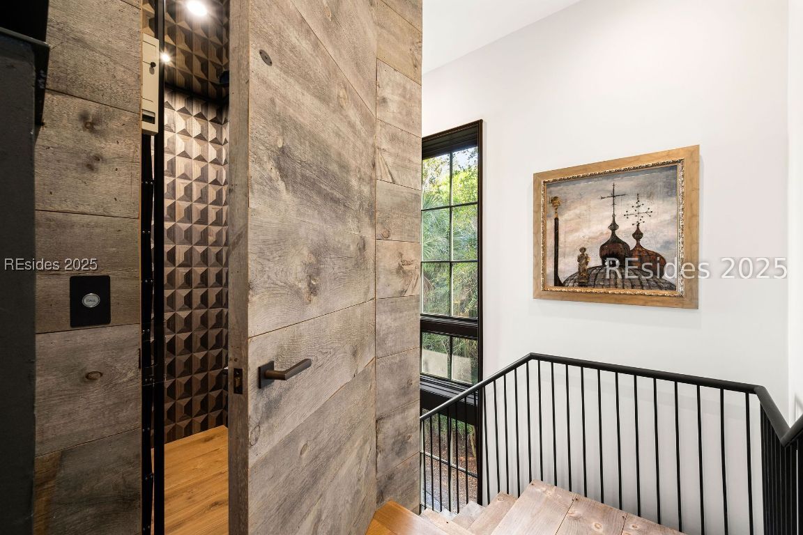 115 Mount Pelia Road