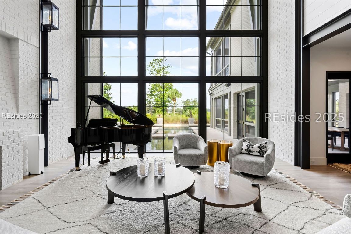 115 Mount Pelia Road