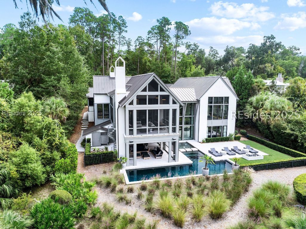 115 Mount Pelia Road
