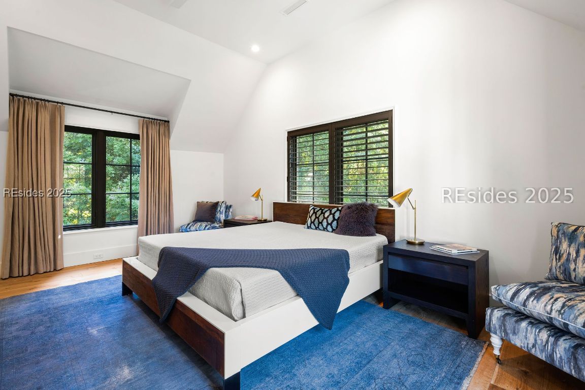 115 Mount Pelia Road