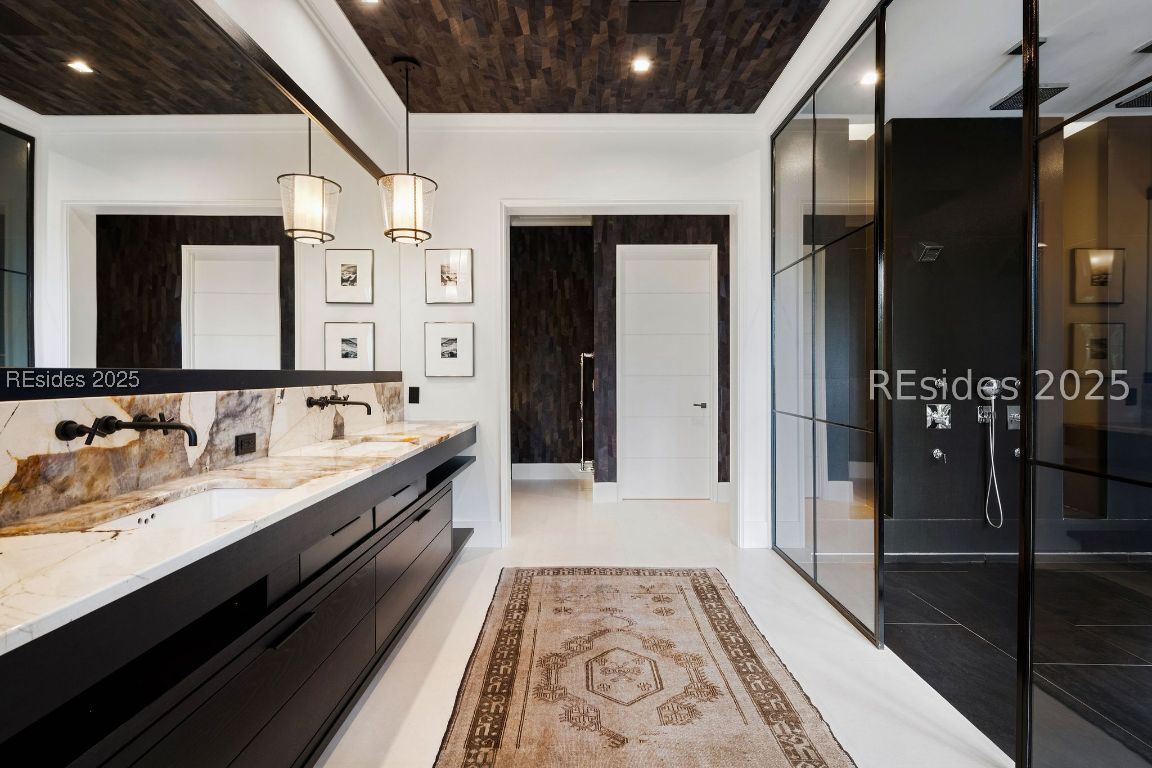 115 Mount Pelia Road