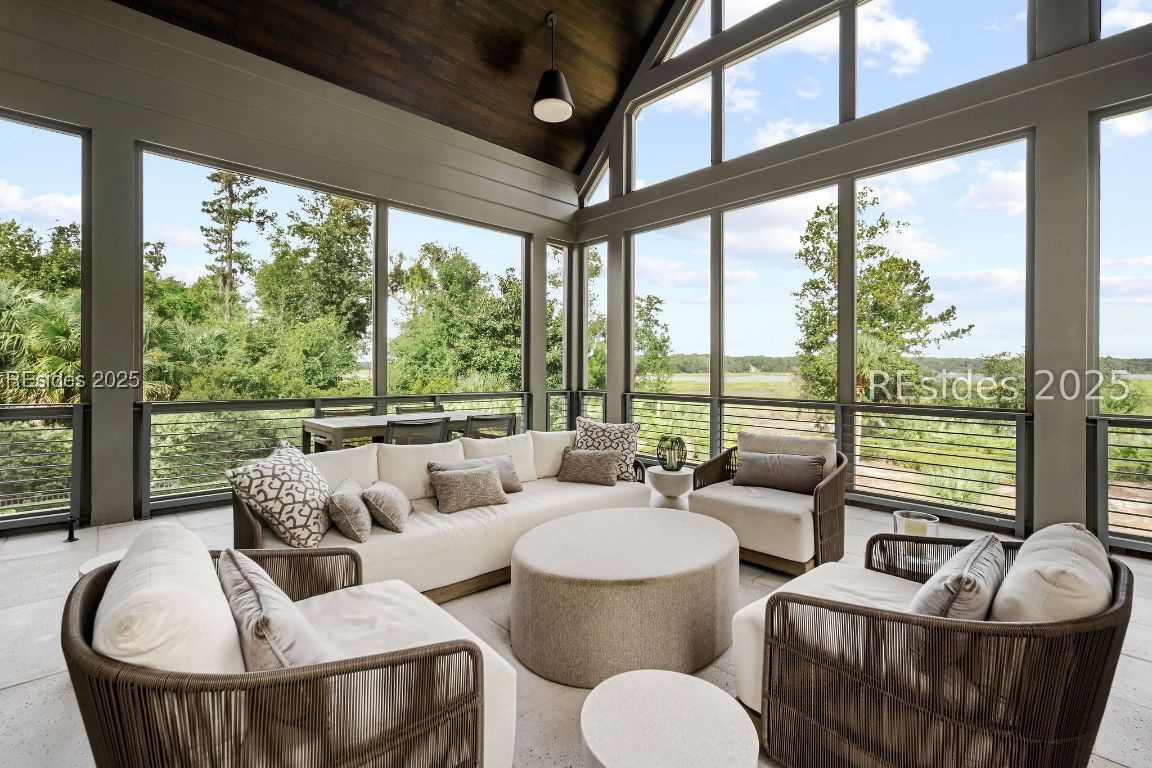 115 Mount Pelia Road