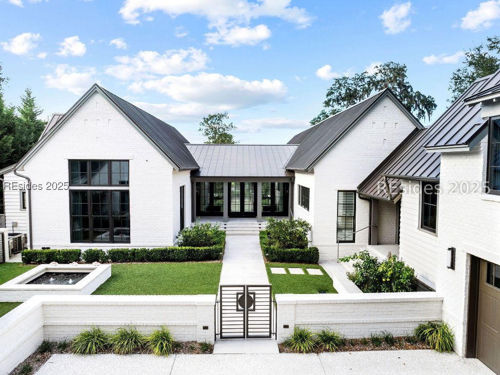 115 Mount Pelia Road