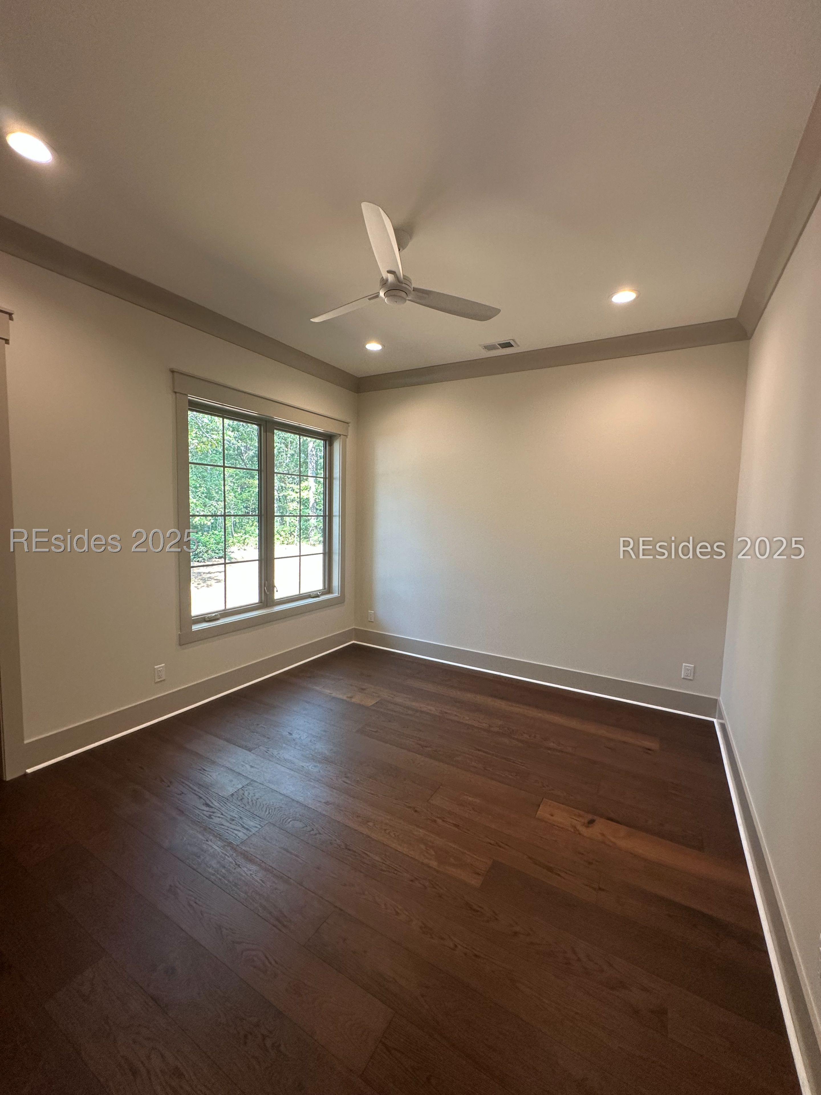 7 Millbrook Circle