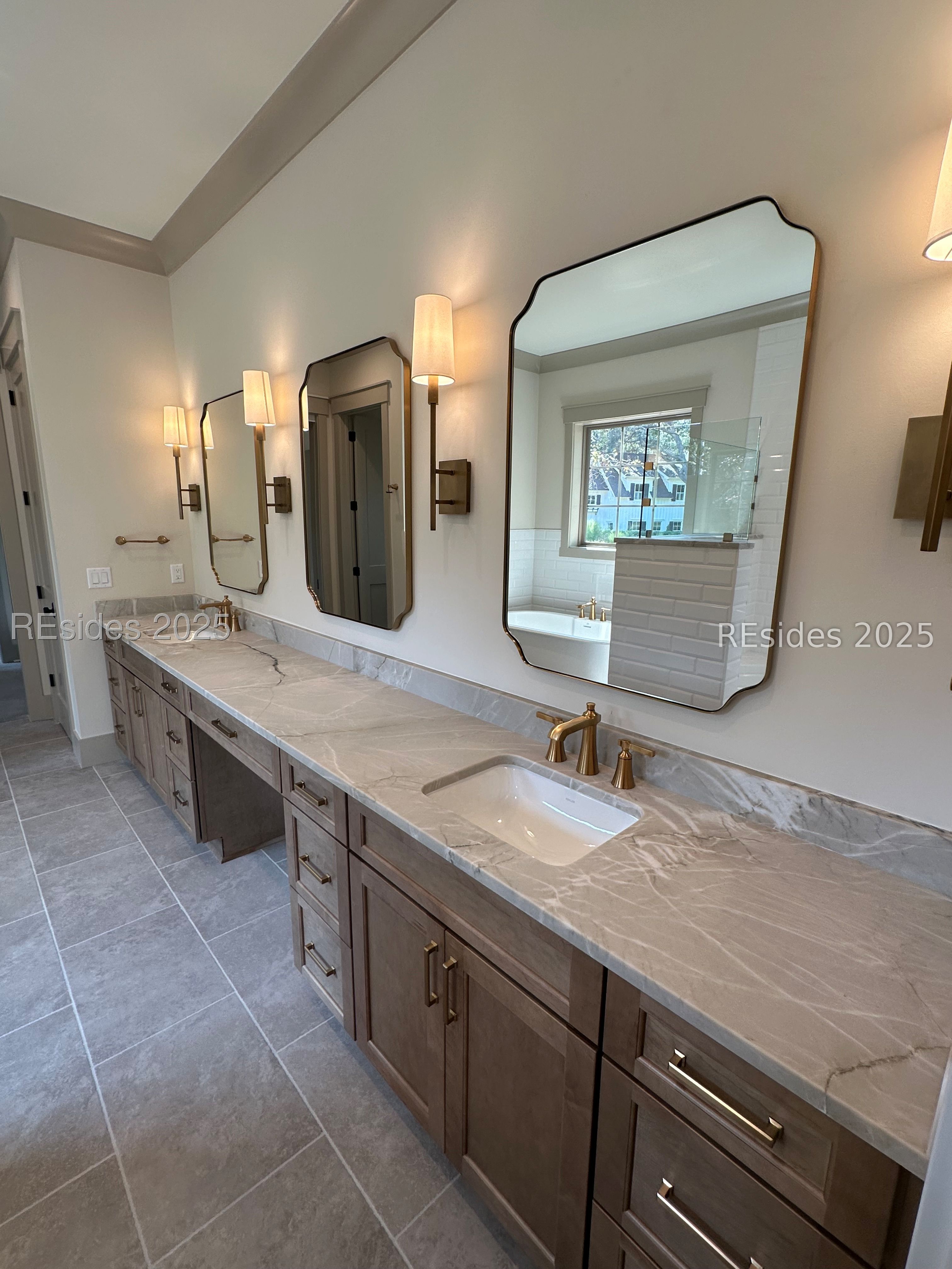 7 Millbrook Circle