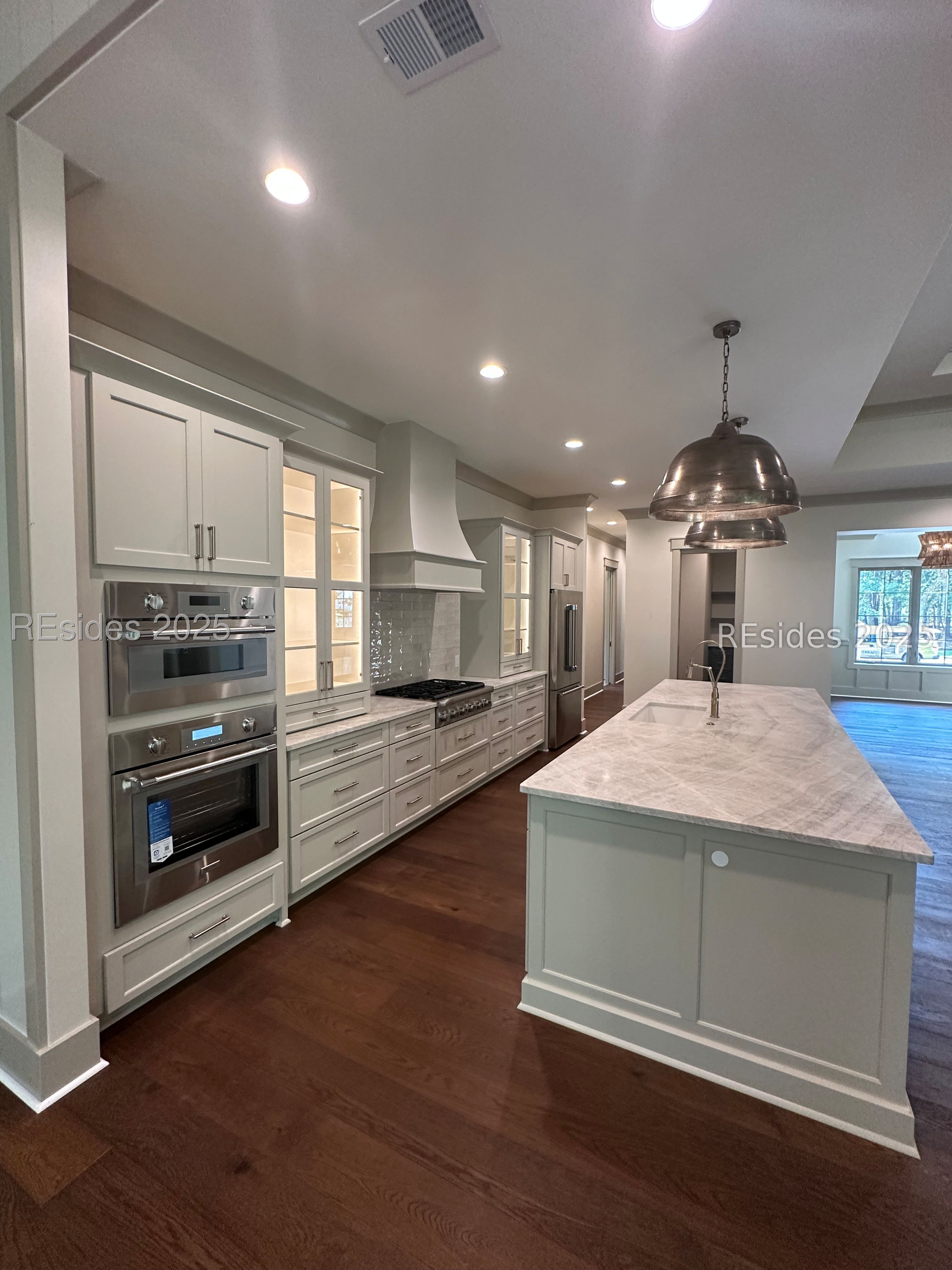 7 Millbrook Circle