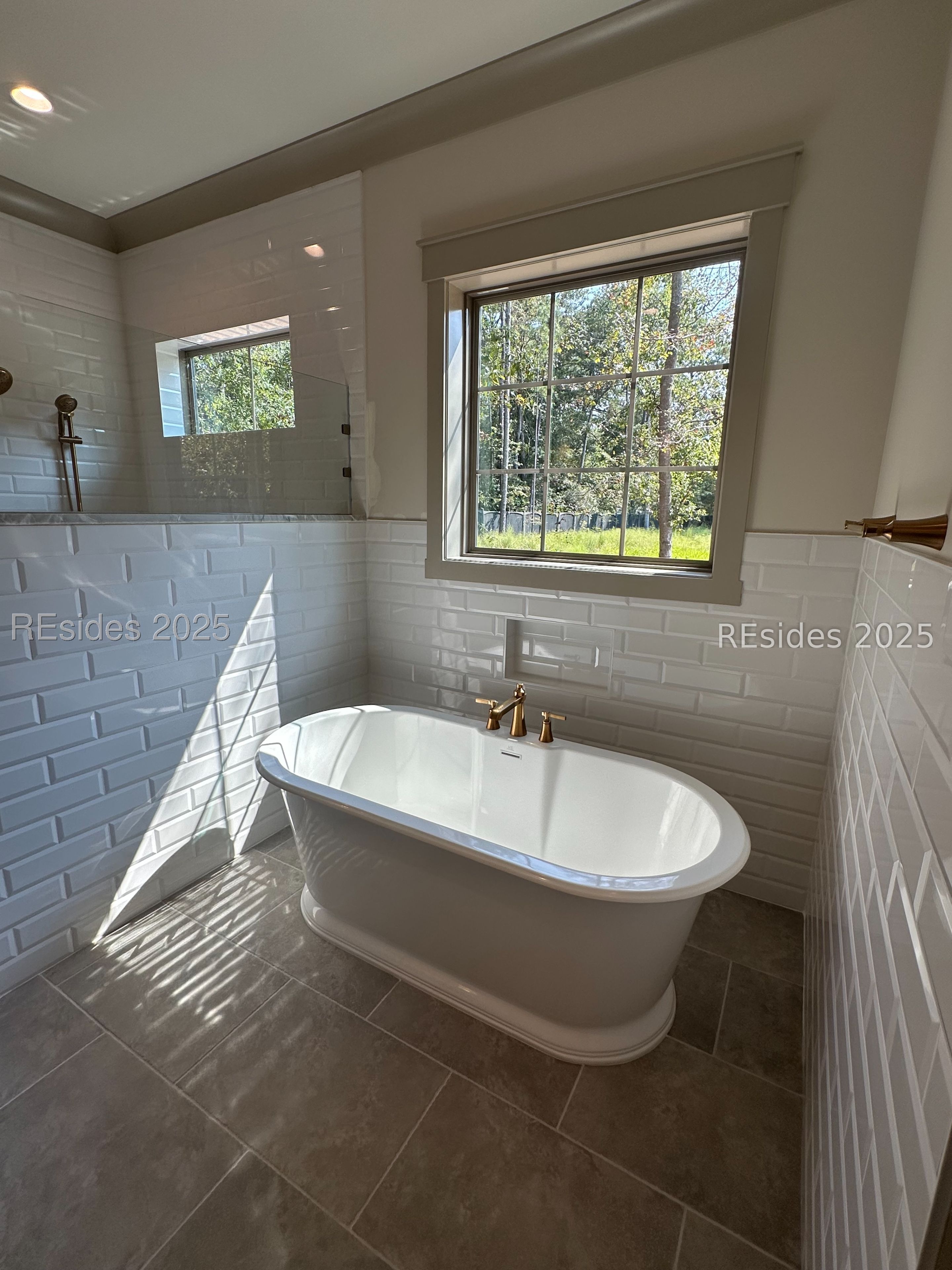 7 Millbrook Circle