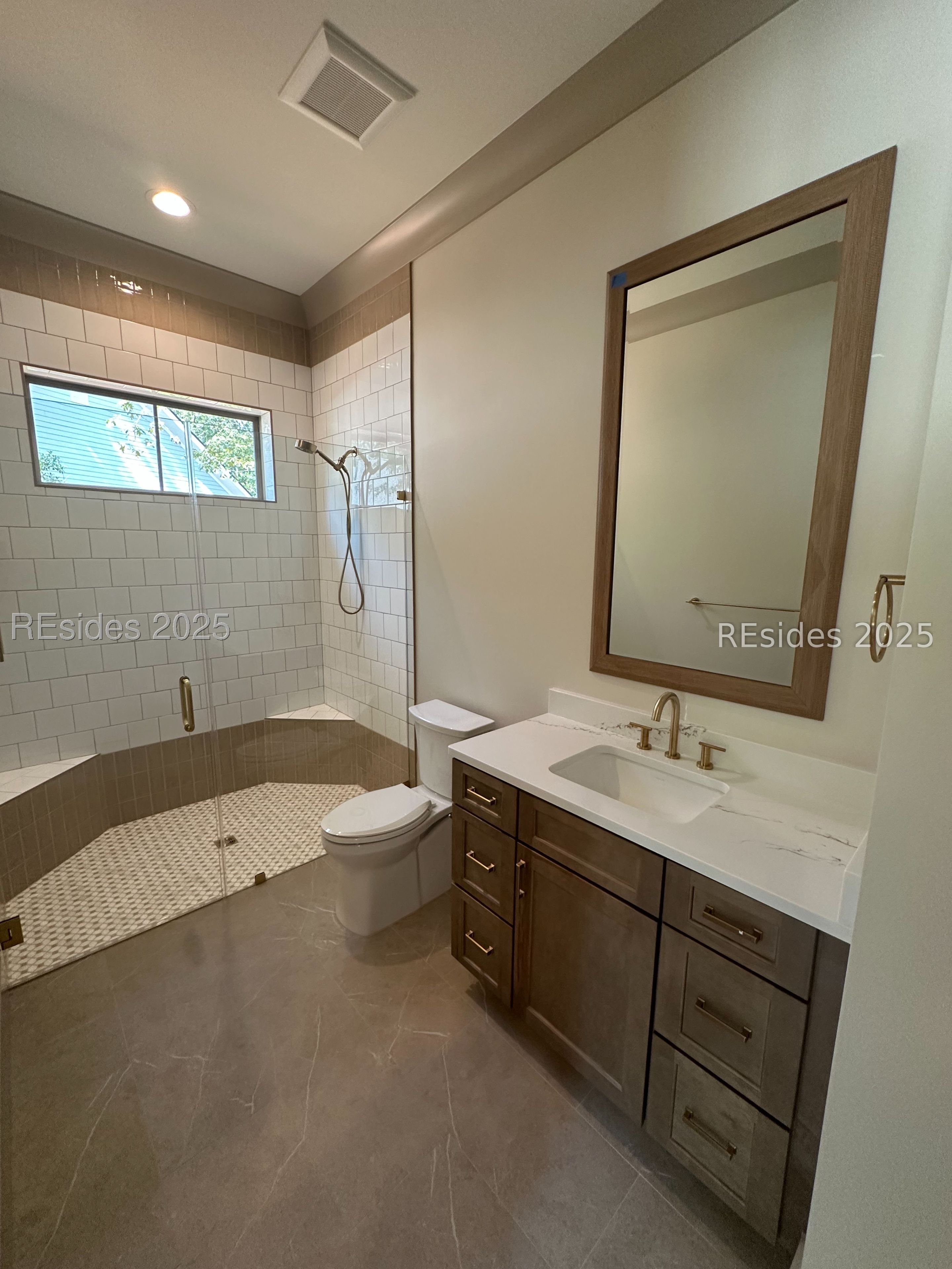 7 Millbrook Circle