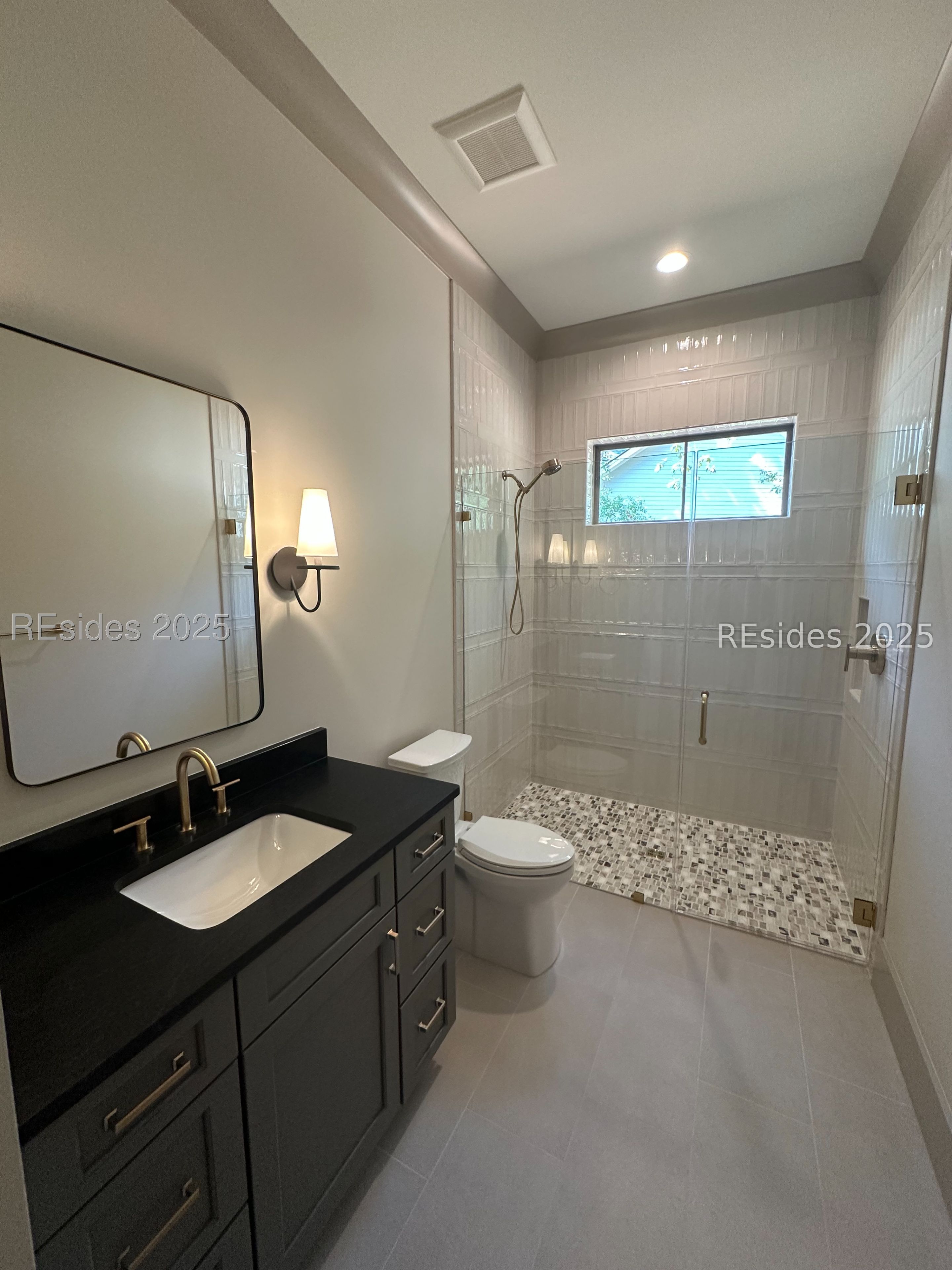 7 Millbrook Circle