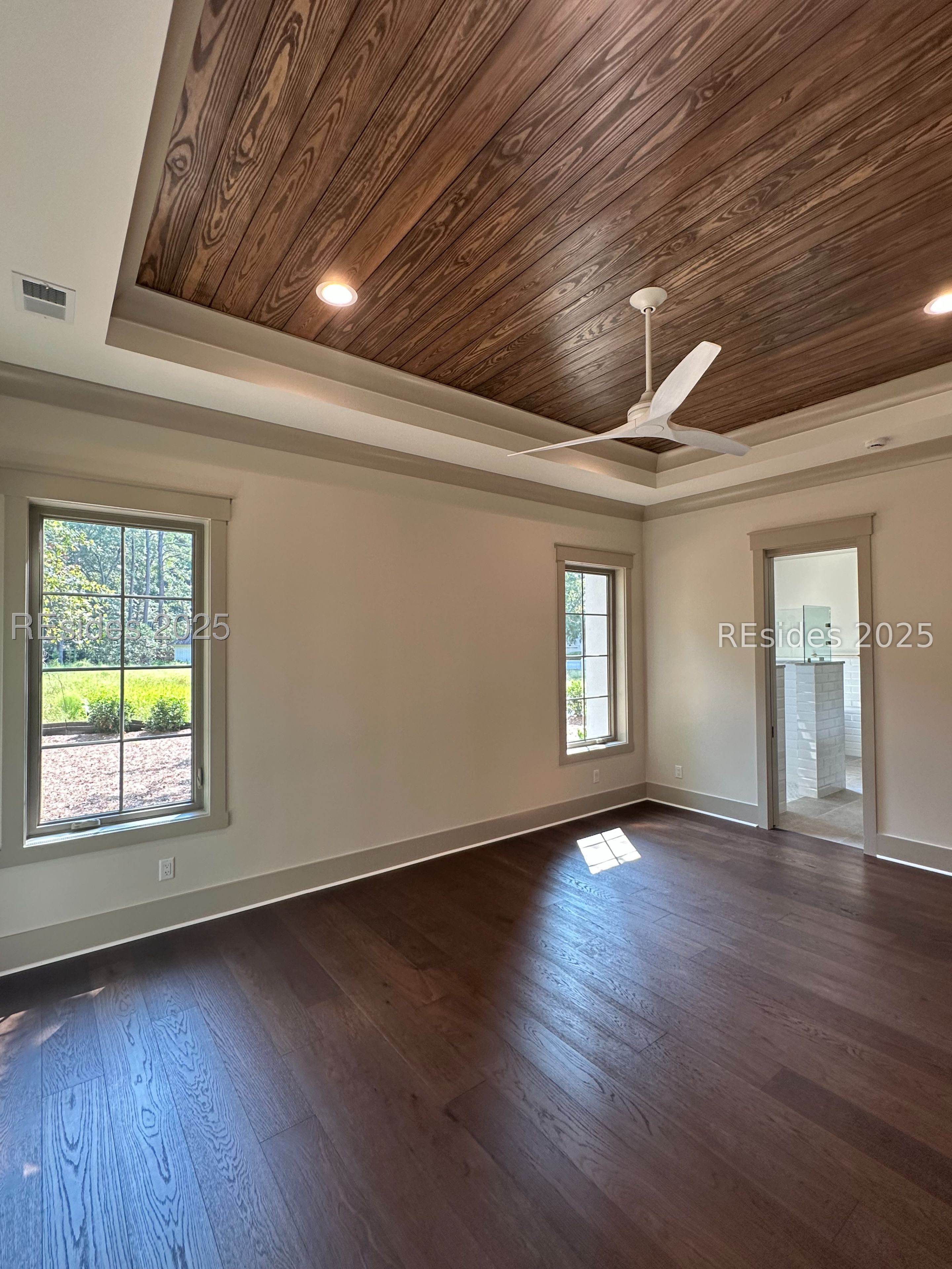 7 Millbrook Circle