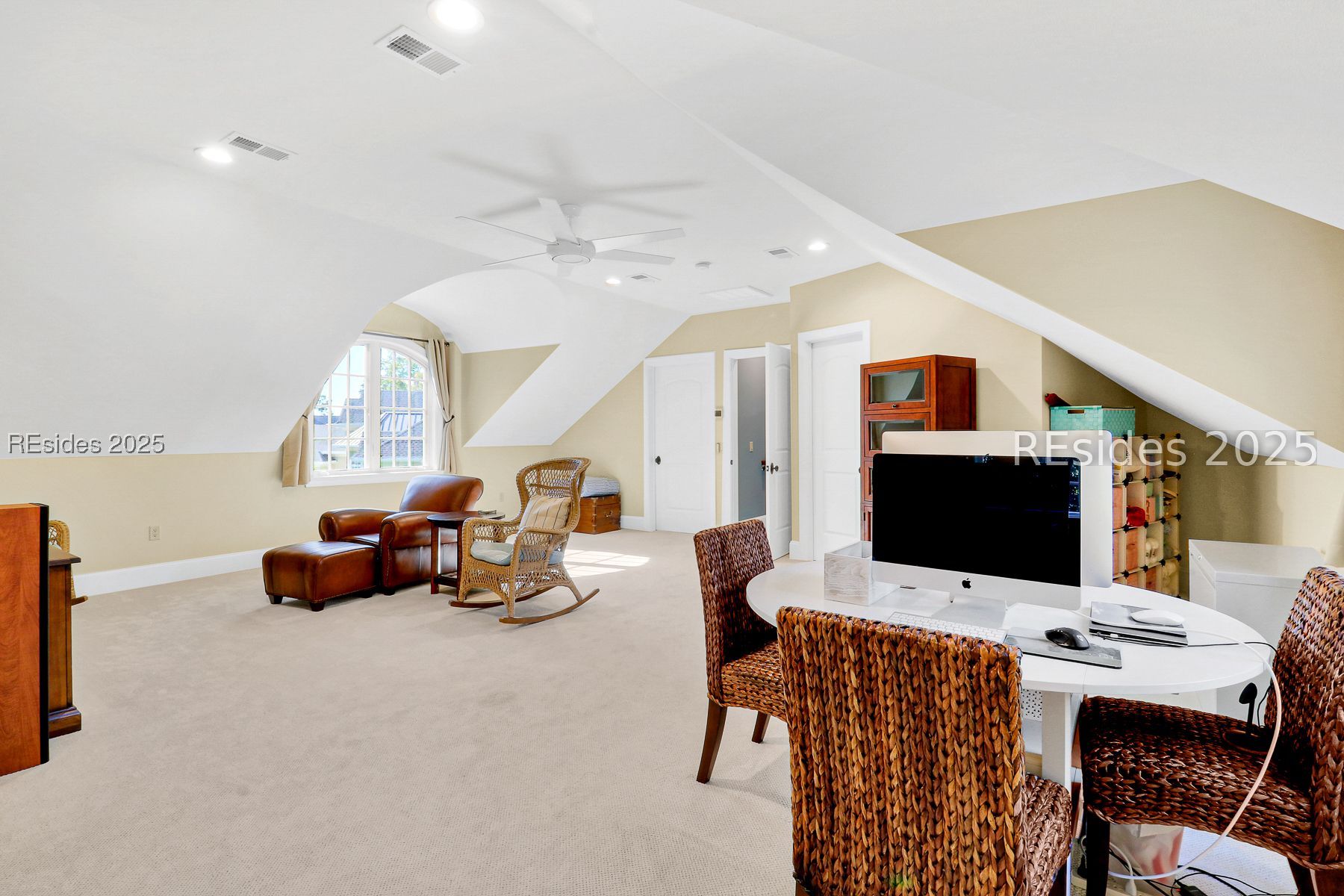 2 Laurel Spring Road