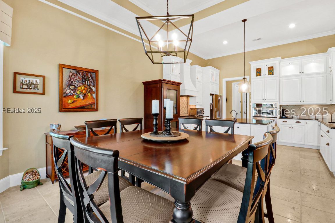 2 Laurel Spring Road