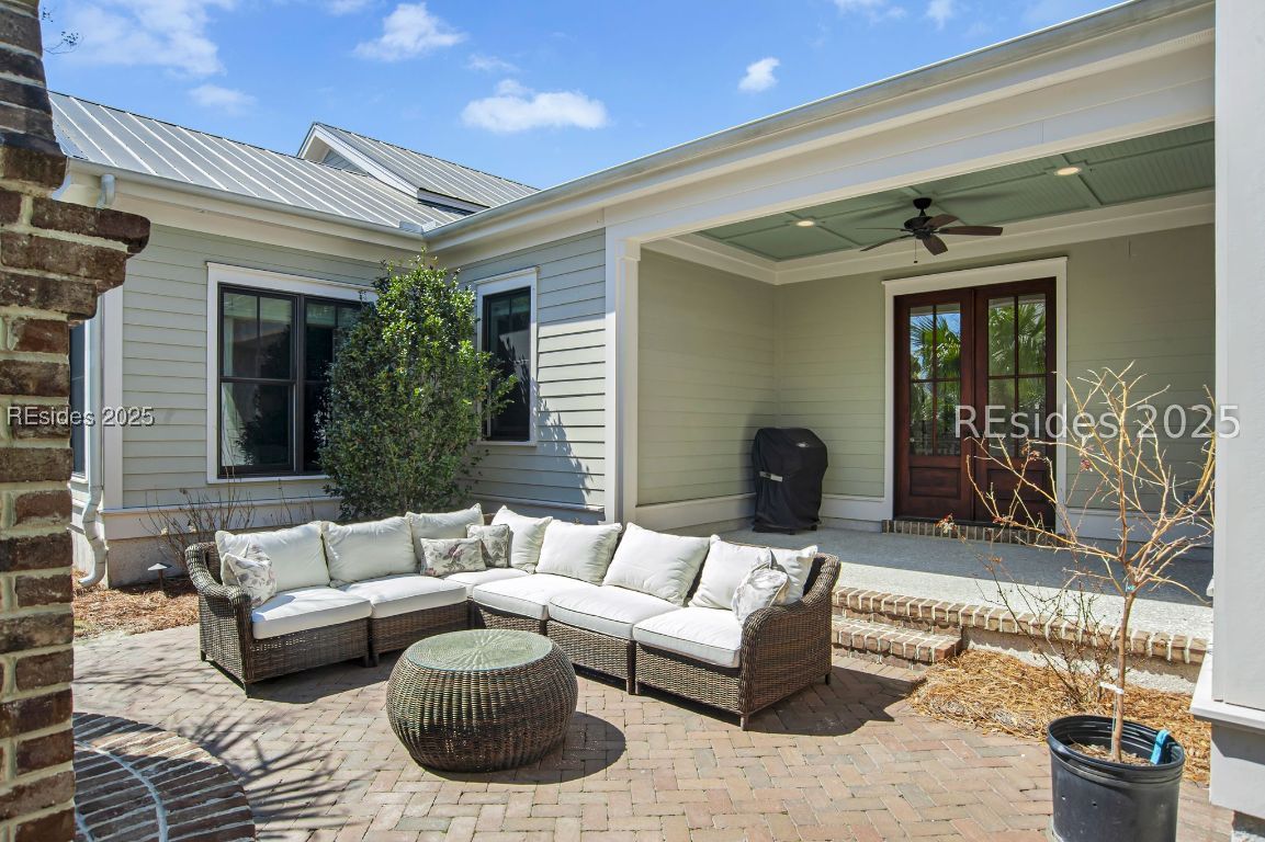 16 Waterfowl Road