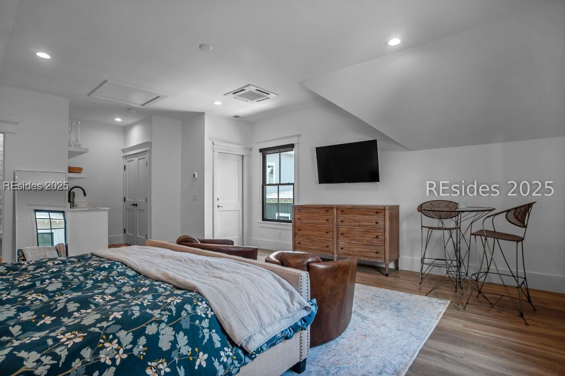192 Hunting Lodge Road