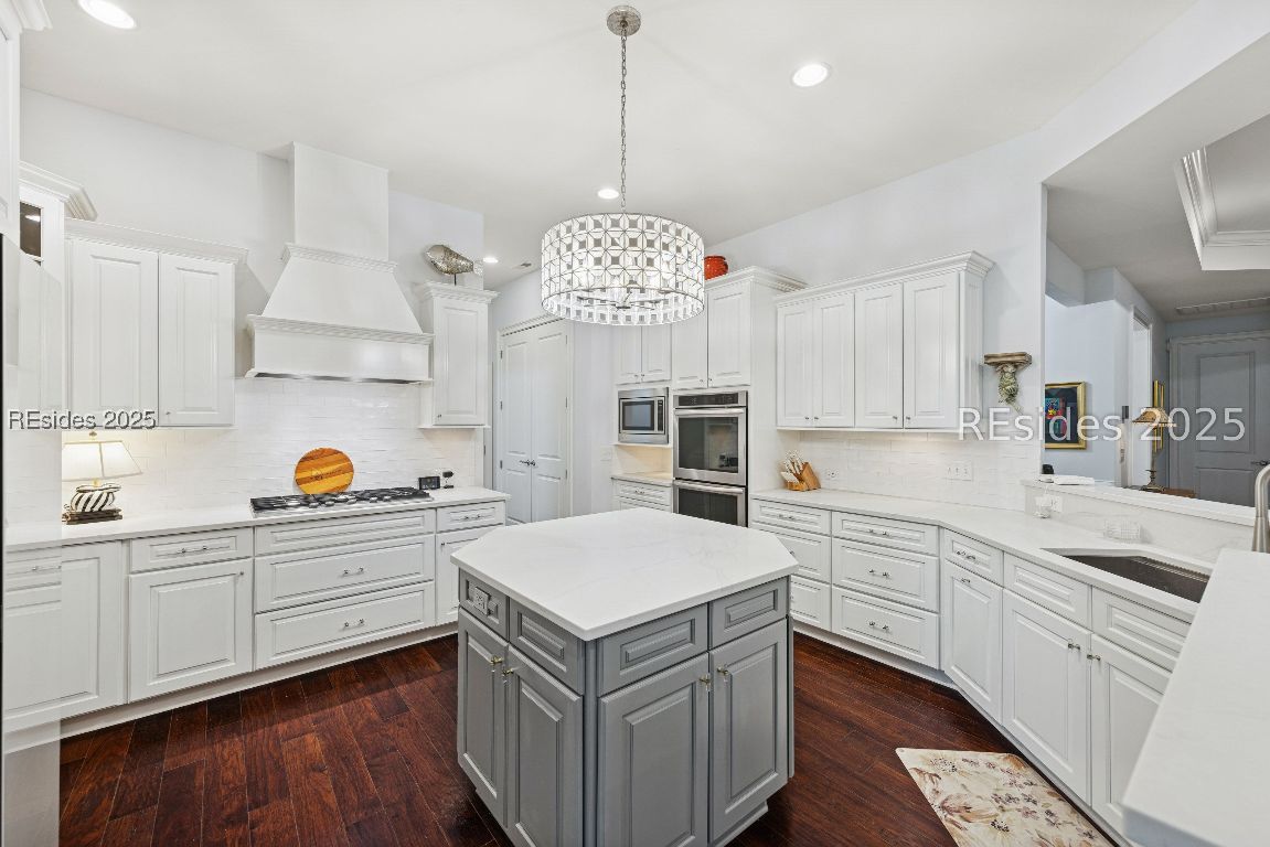 255 Bamberg Drive