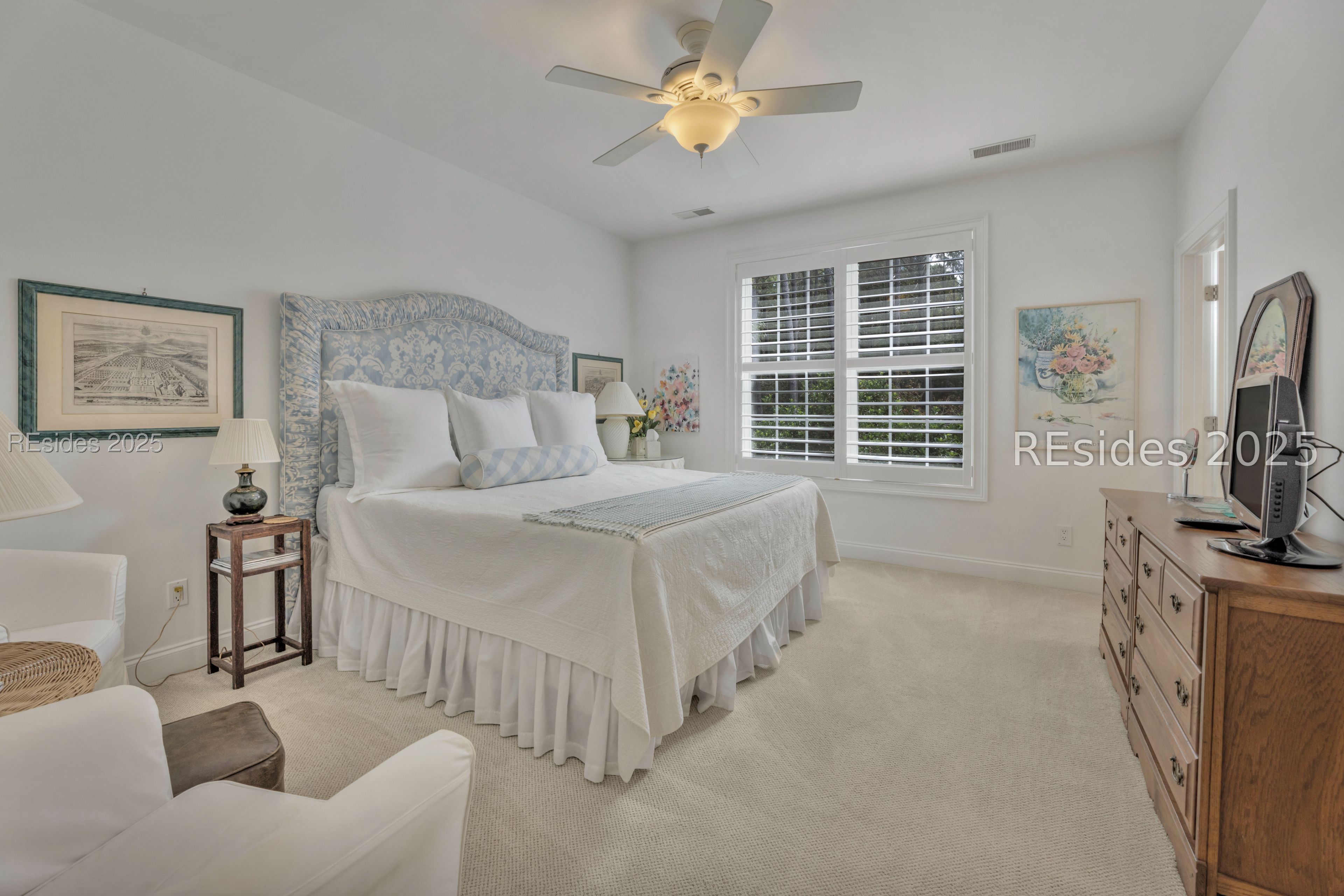 7 Dryden Circle
