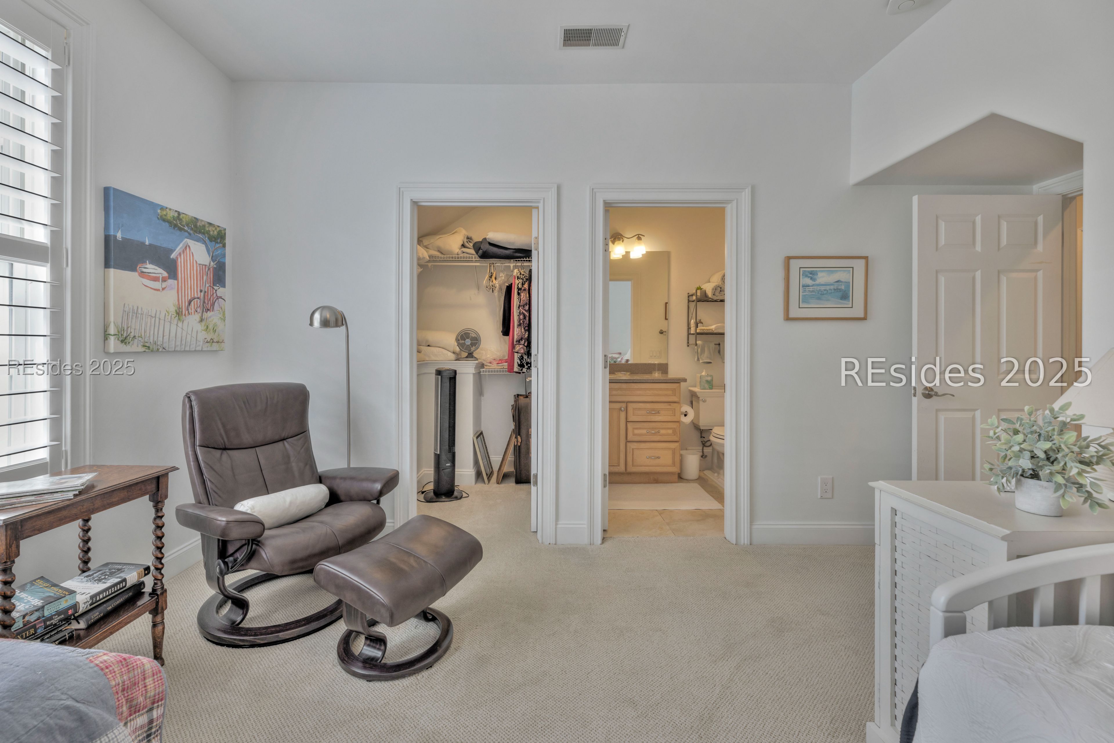 7 Dryden Circle