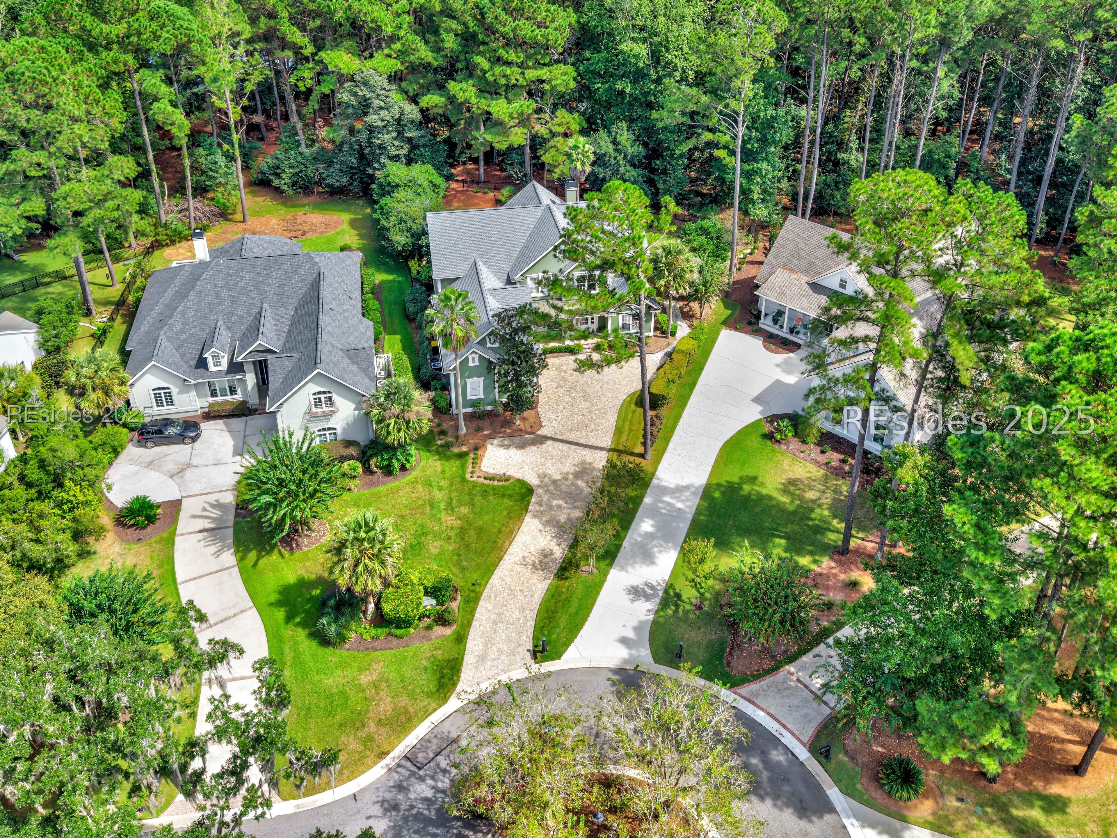 7 Dryden Circle