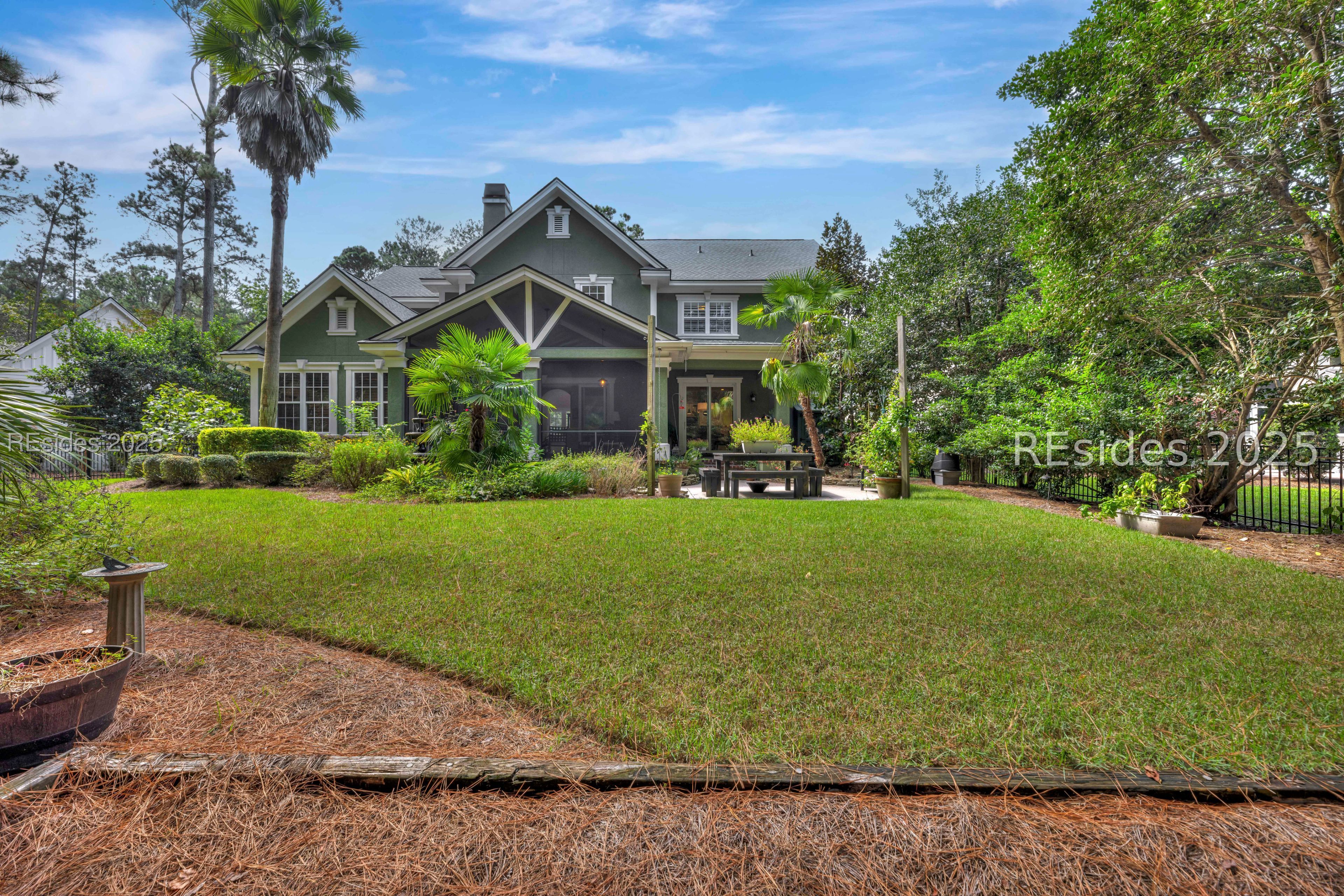 7 Dryden Circle