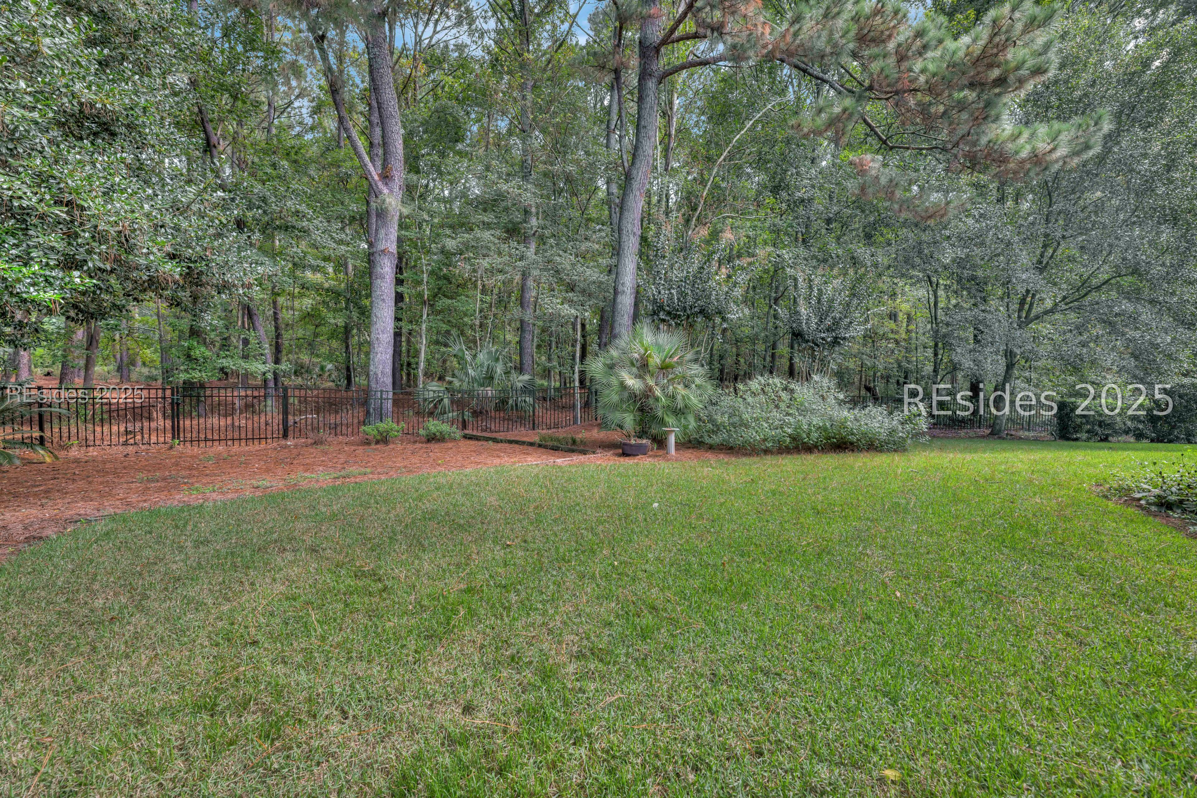 7 Dryden Circle