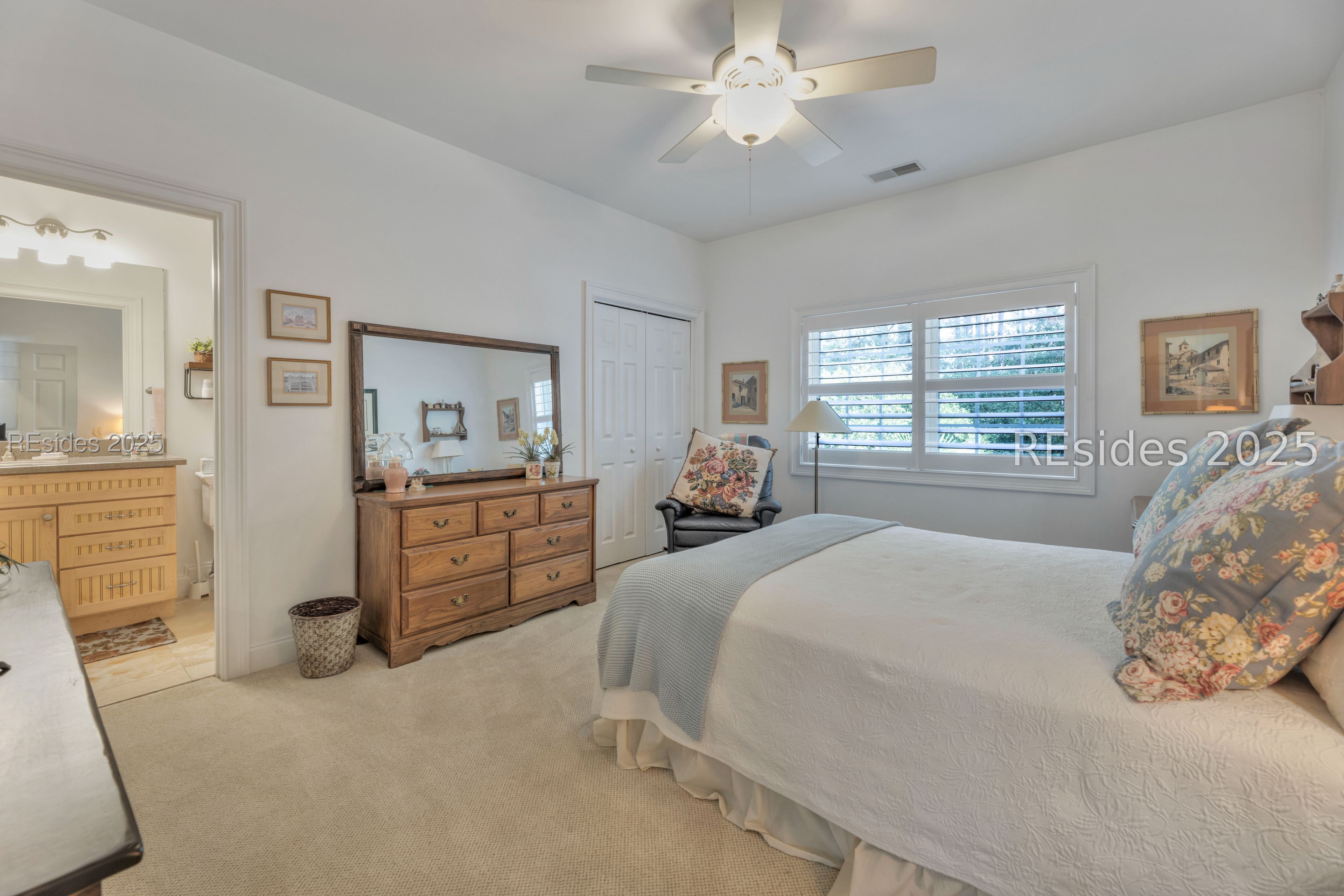7 Dryden Circle