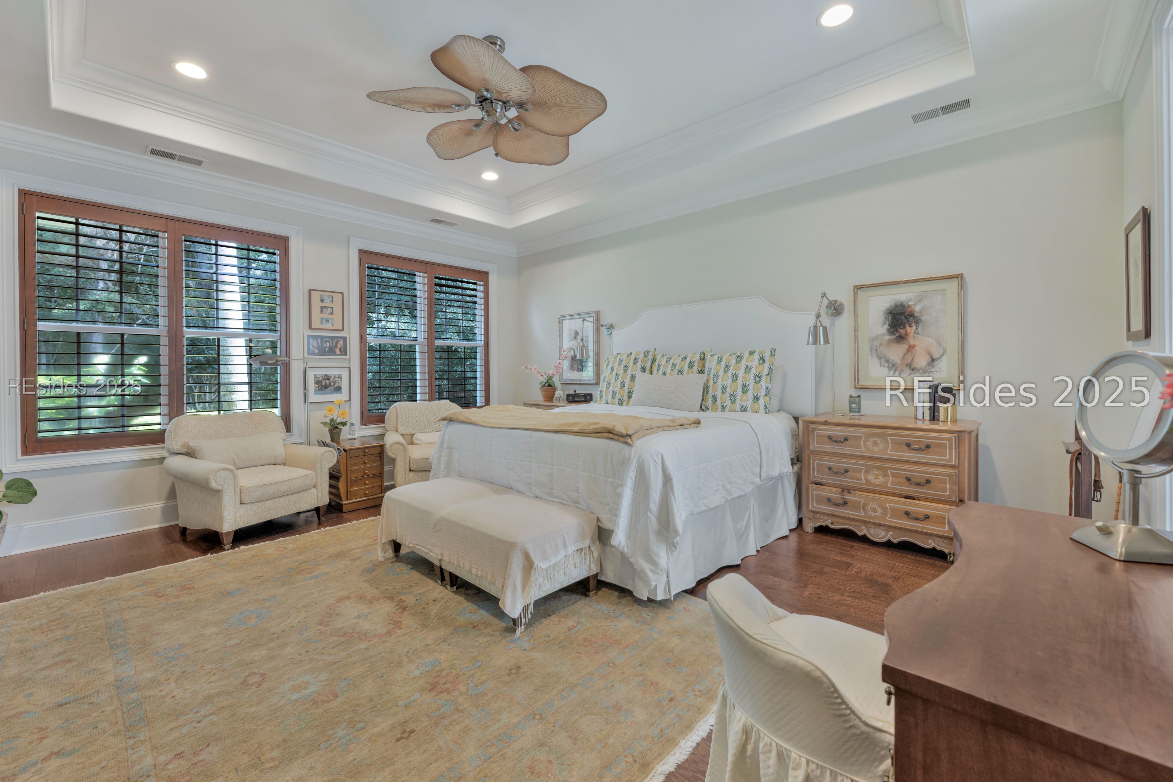 7 Dryden Circle