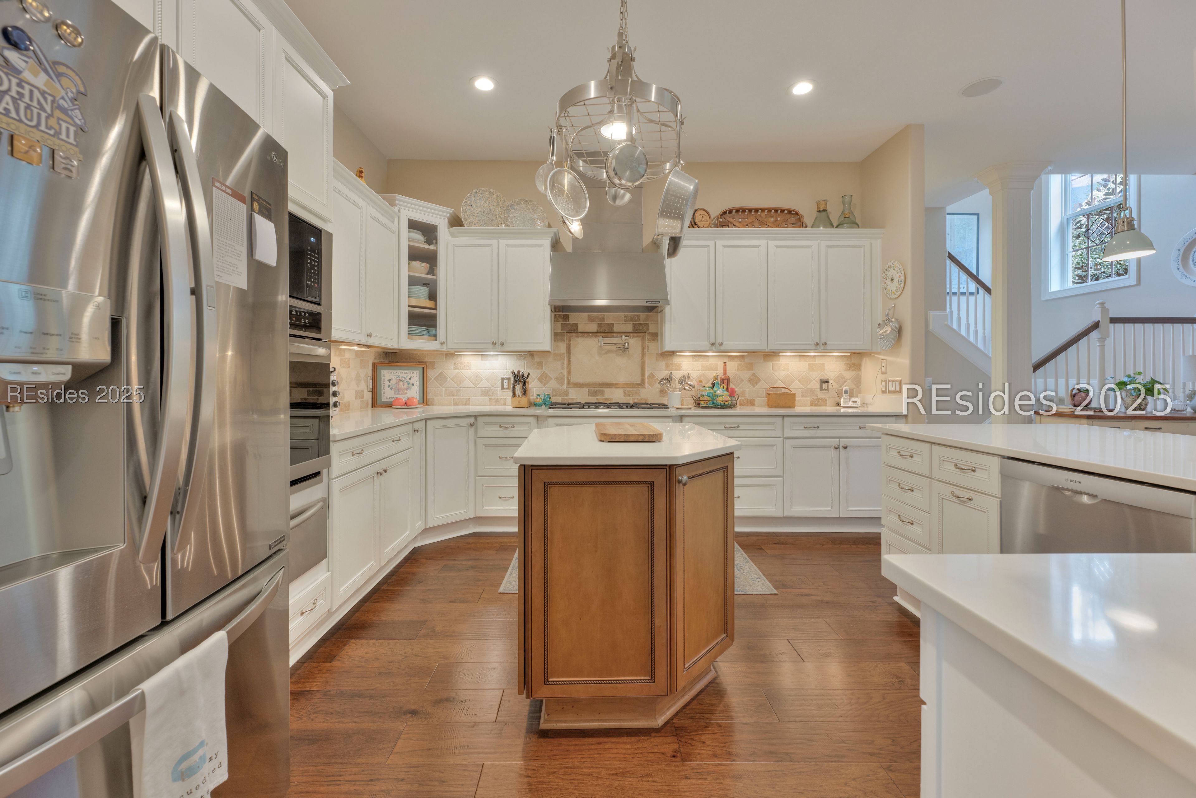7 Dryden Circle