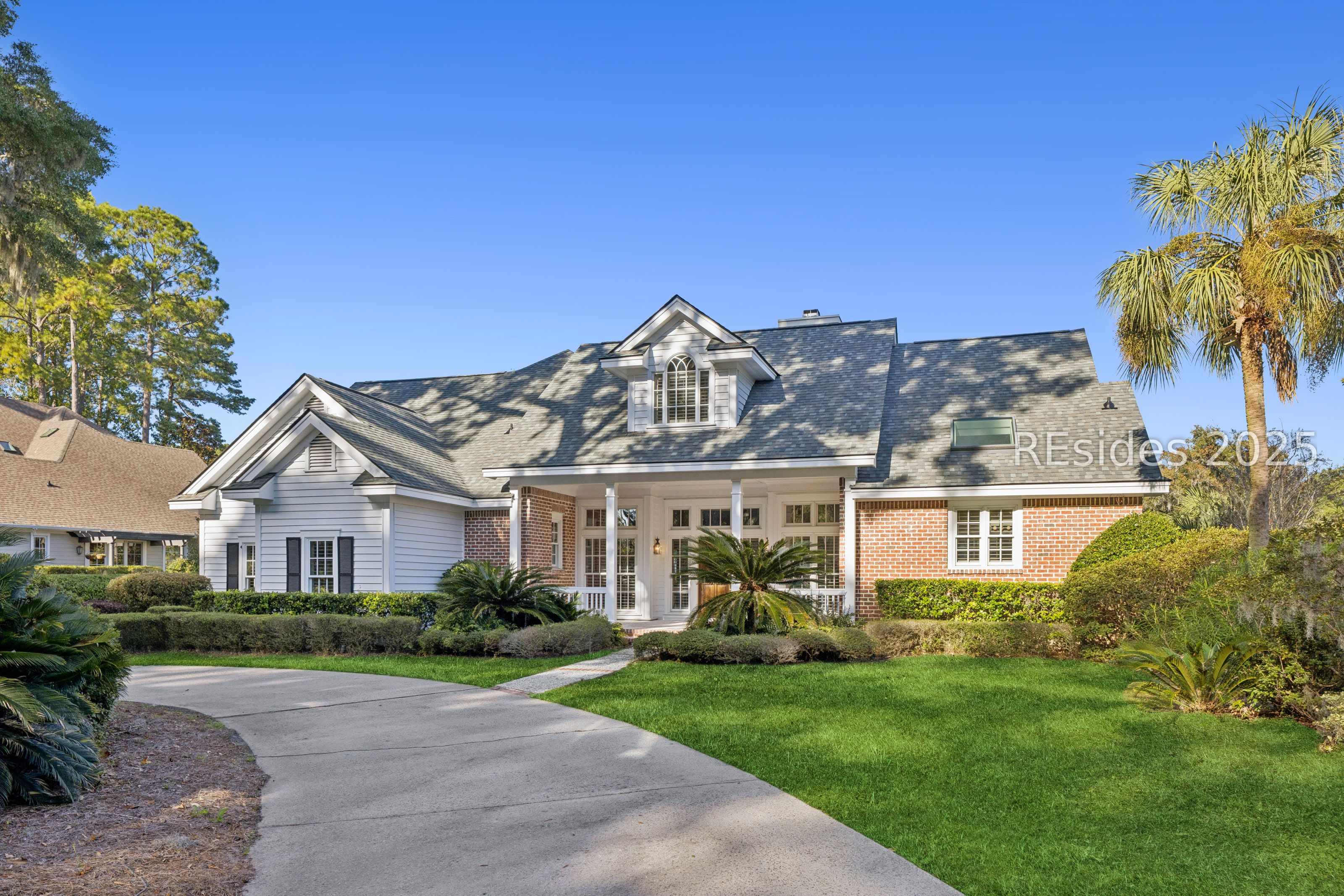 77 Belfair Oaks Boulevard