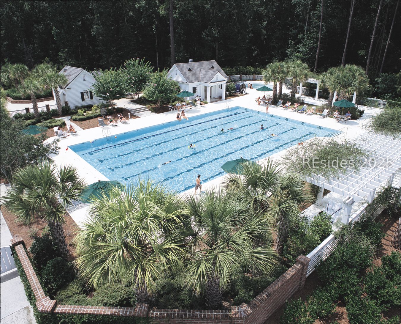 77 Belfair Oaks Boulevard