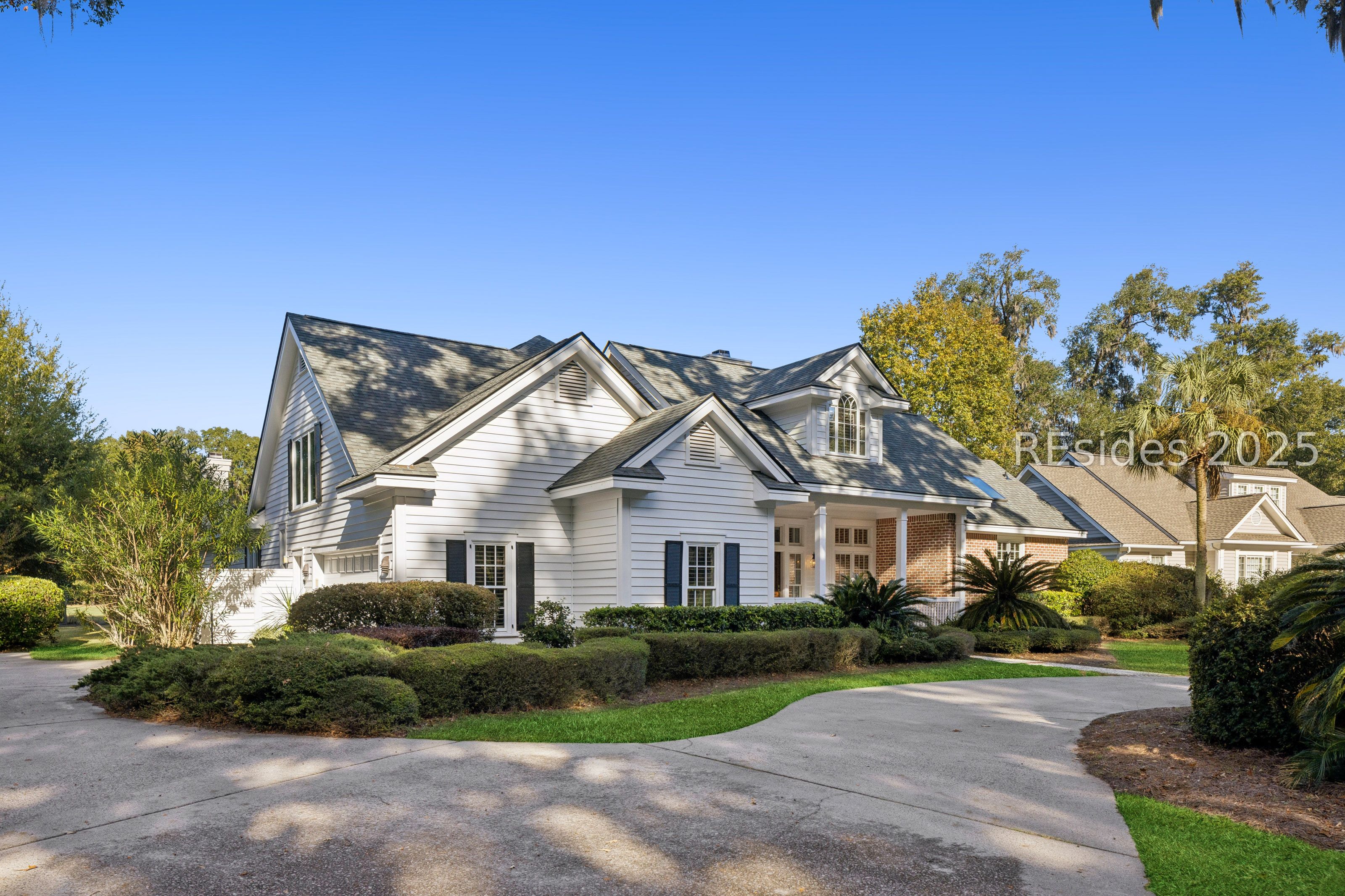 77 Belfair Oaks Boulevard