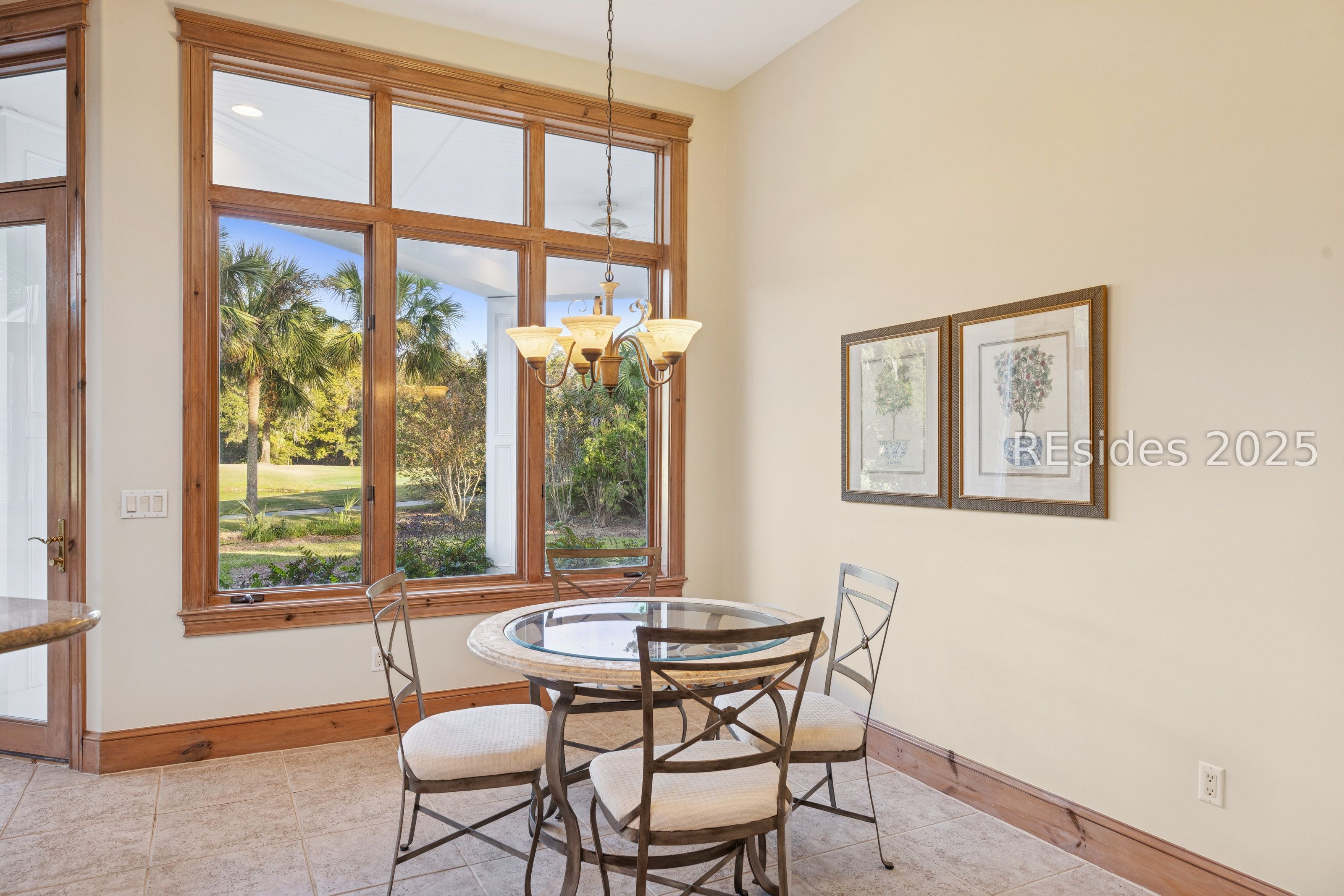 77 Belfair Oaks Boulevard