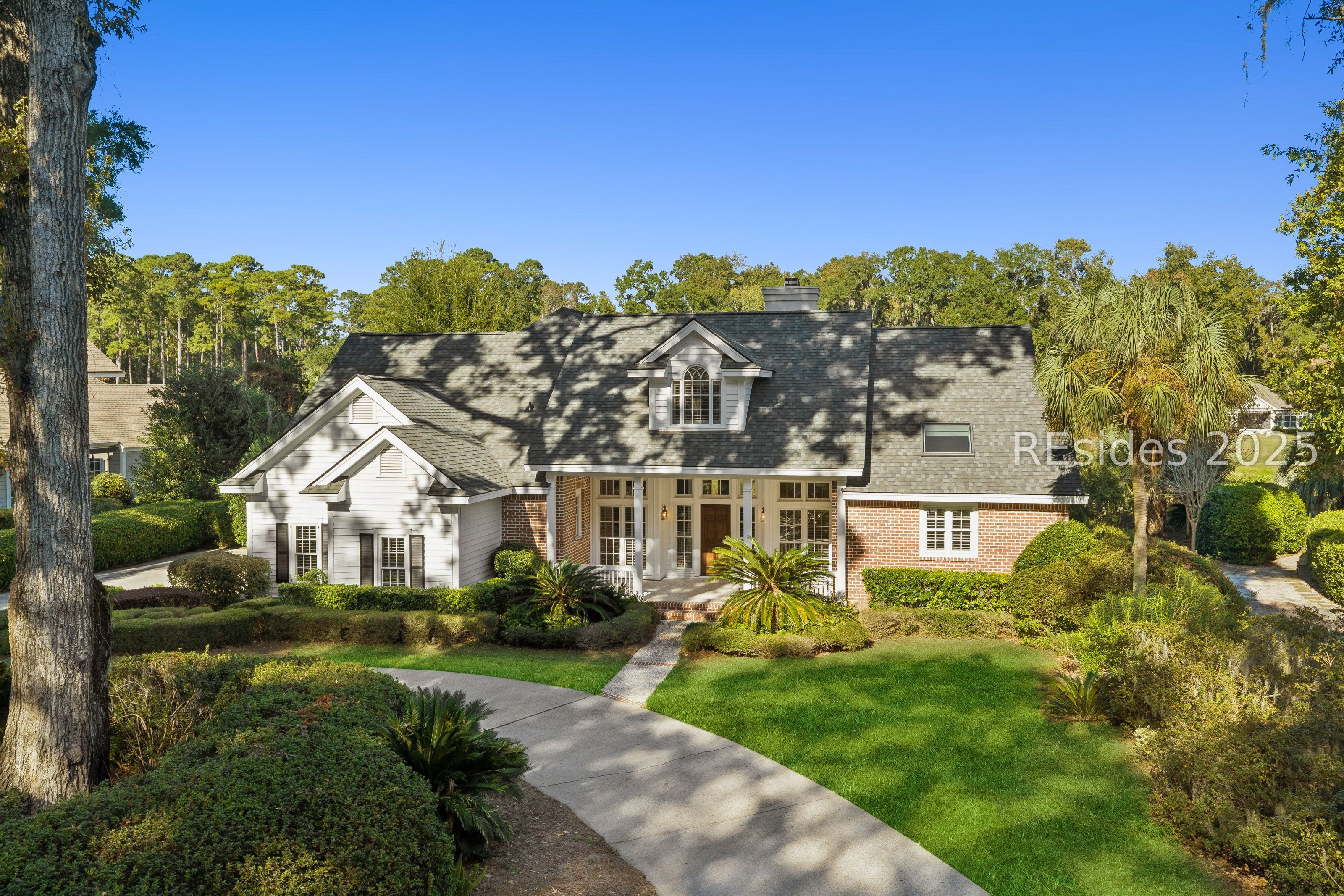 77 Belfair Oaks Boulevard