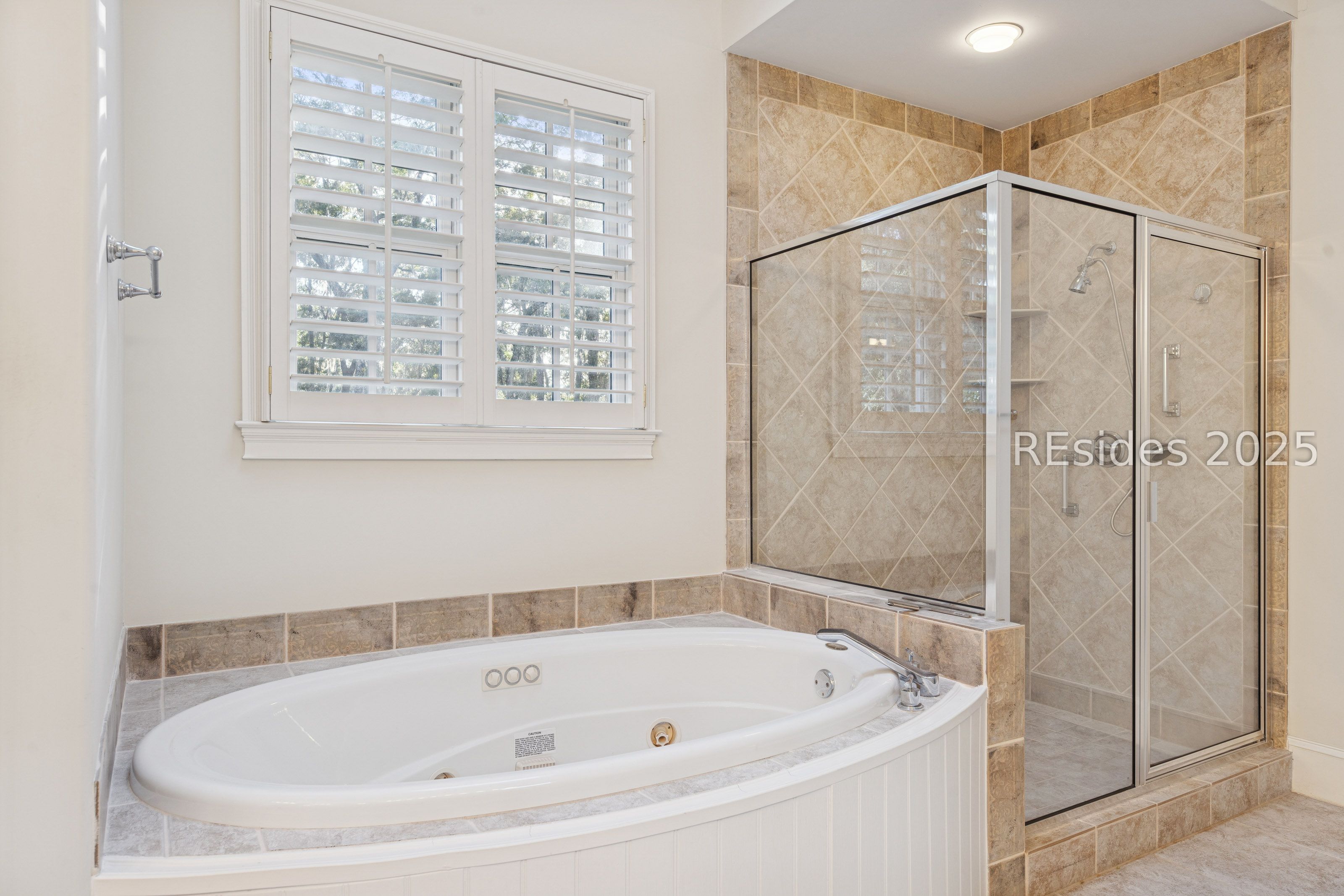 77 Belfair Oaks Boulevard