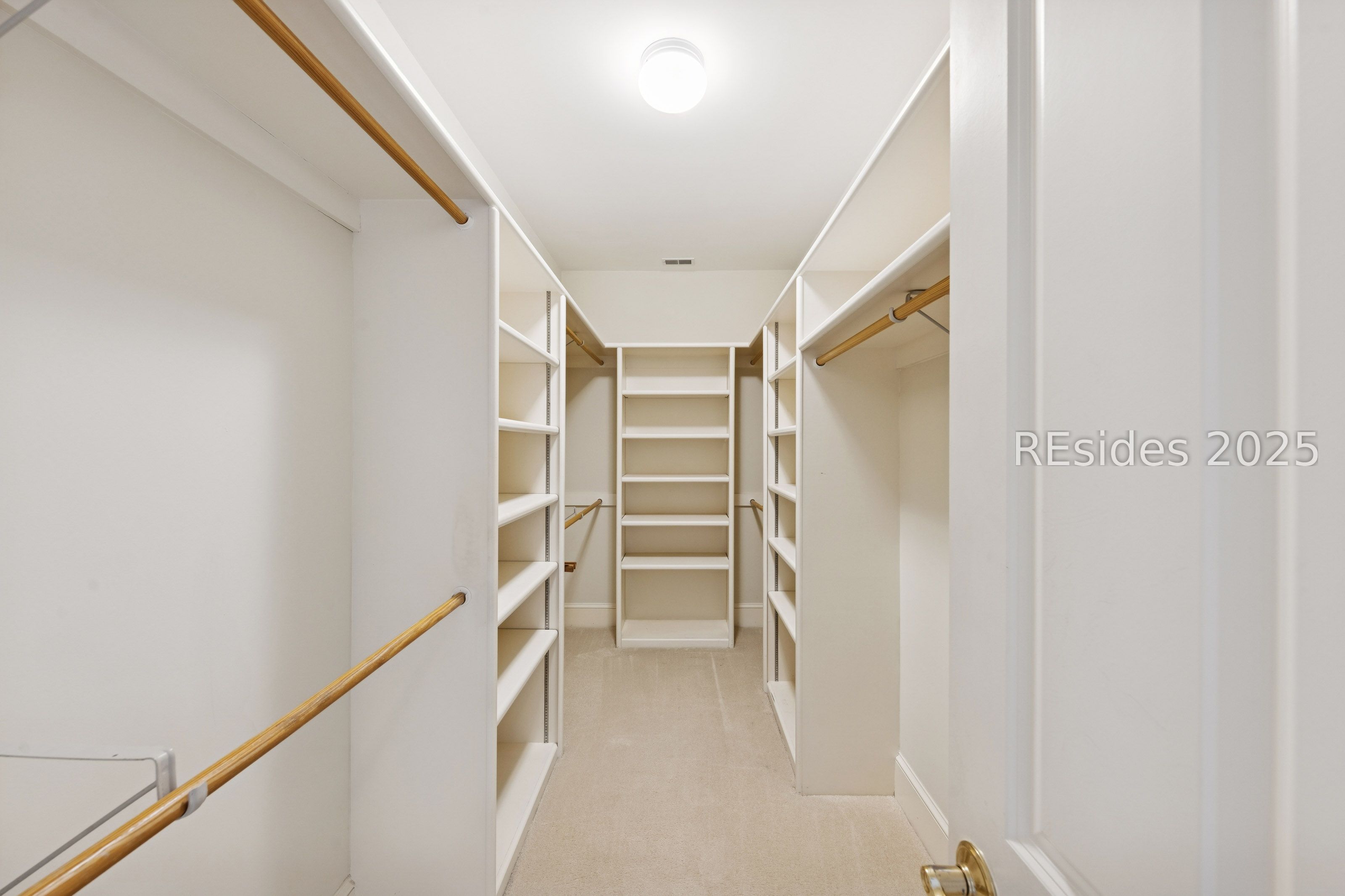 77 Belfair Oaks Boulevard