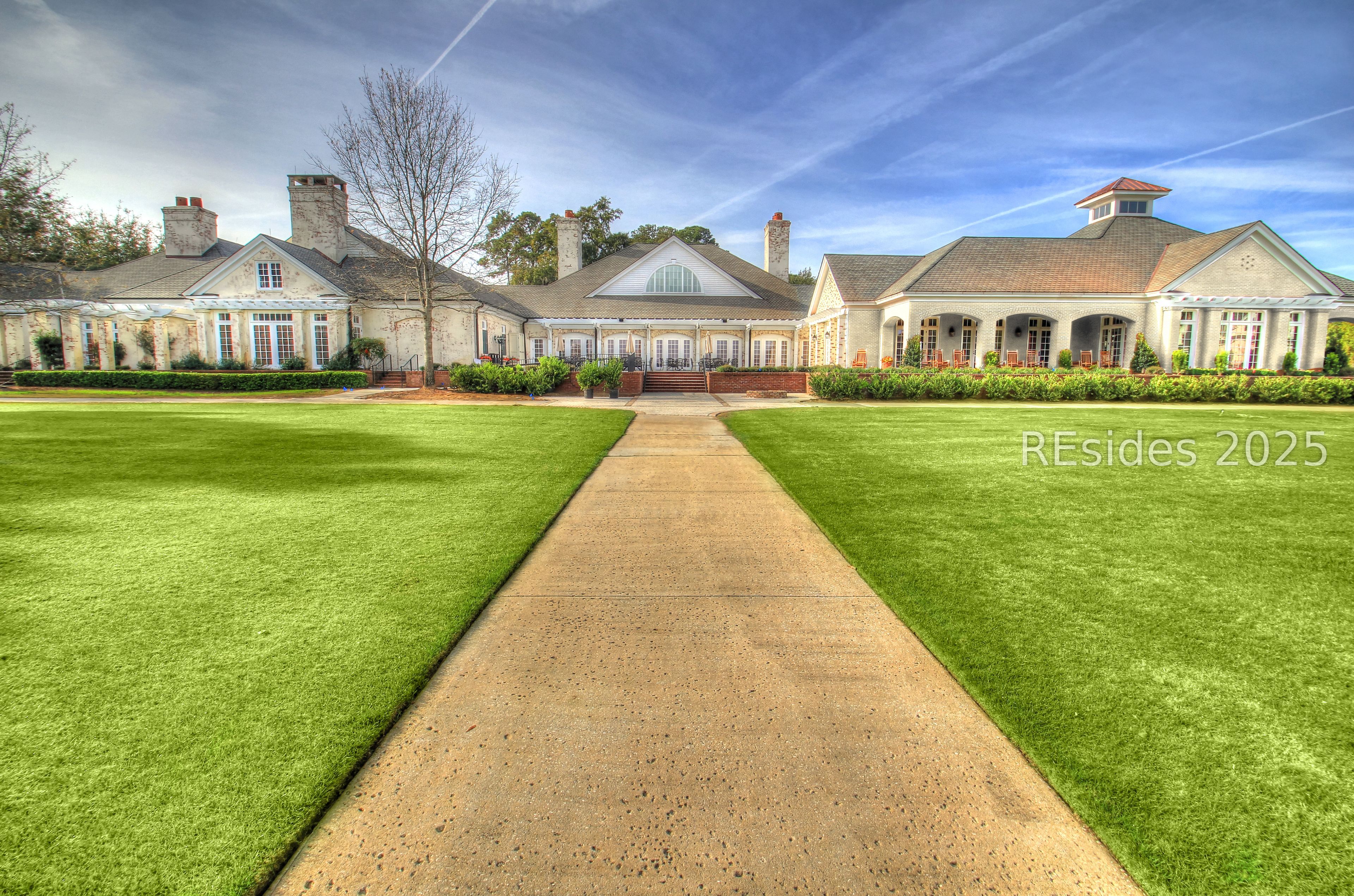 77 Belfair Oaks Boulevard