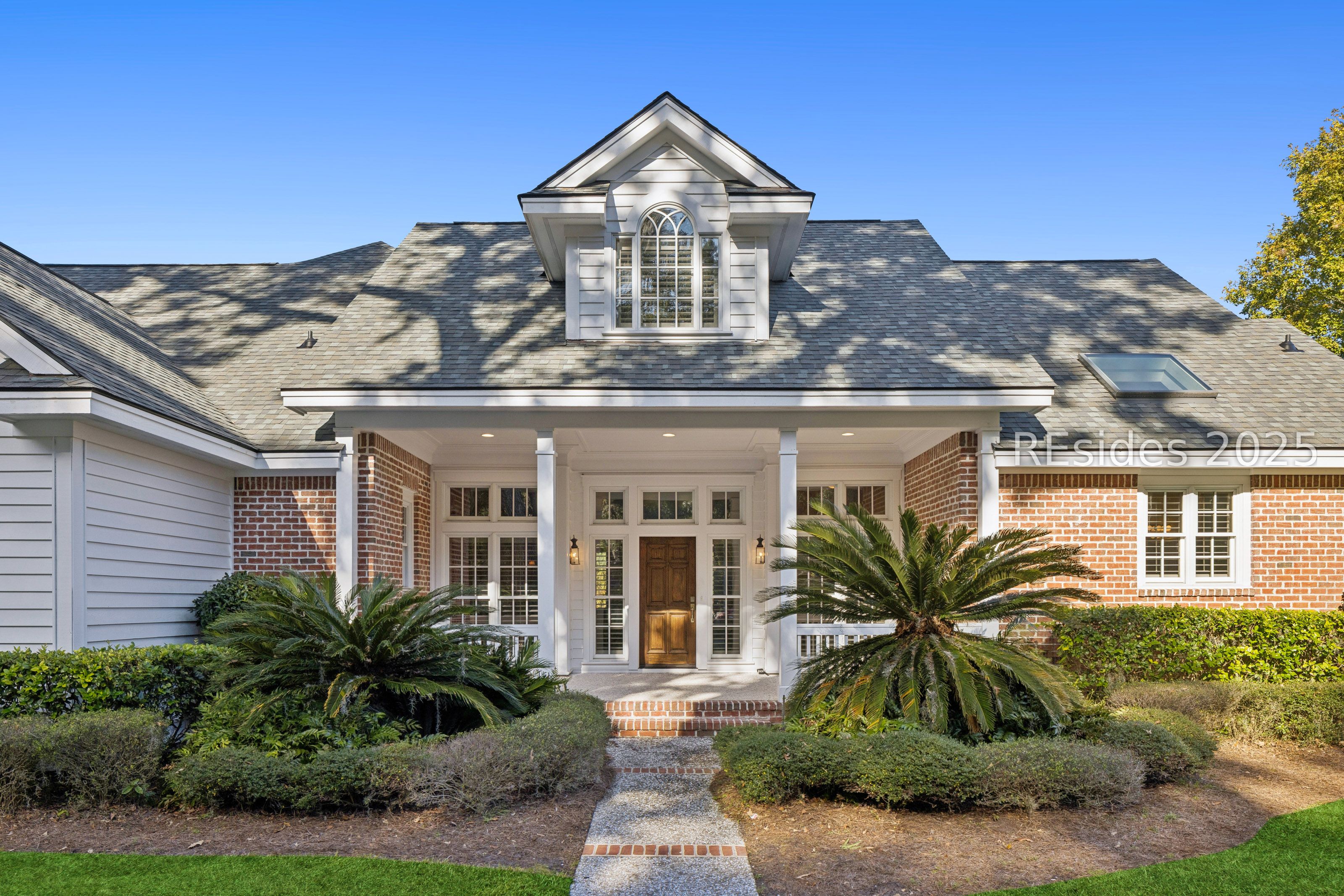 77 Belfair Oaks Boulevard