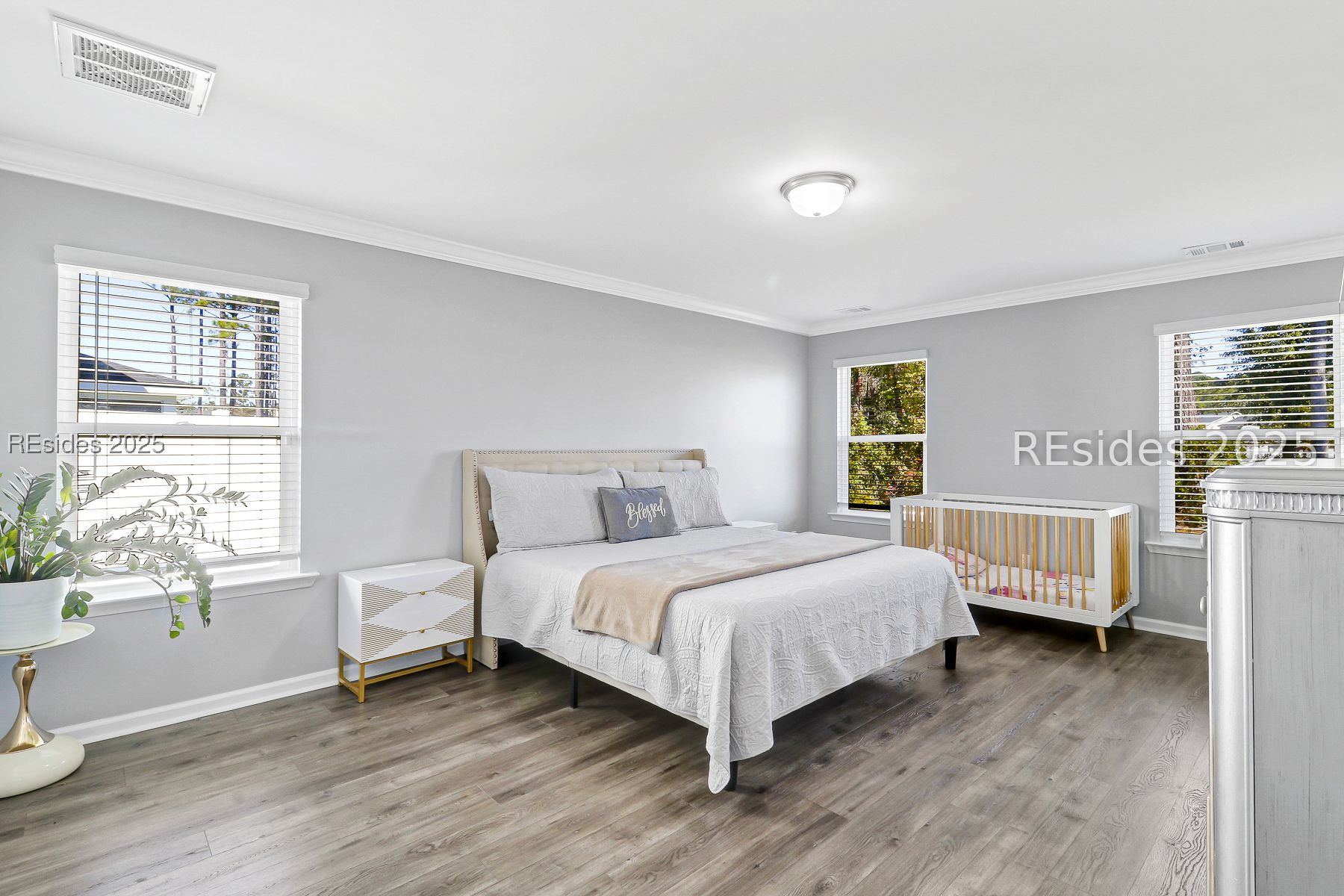 264 Founders Walk