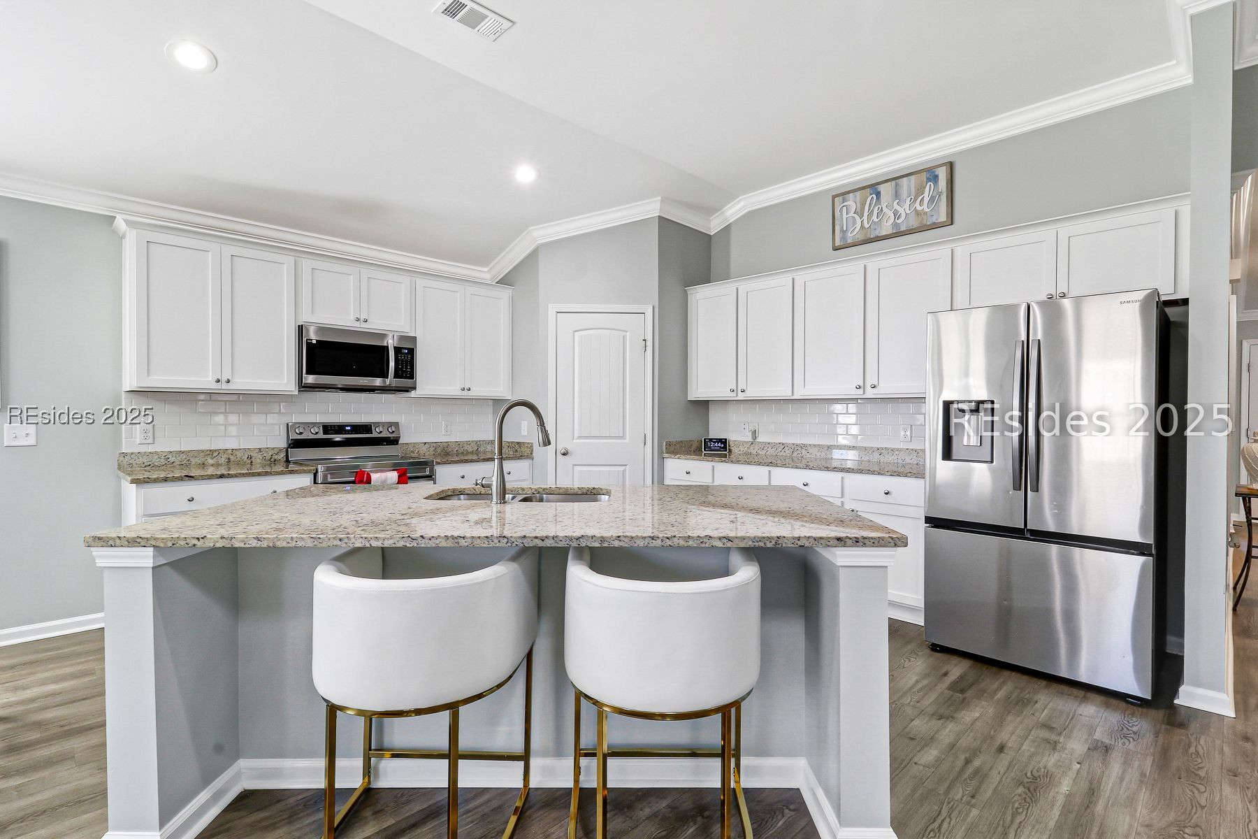 264 Founders Walk