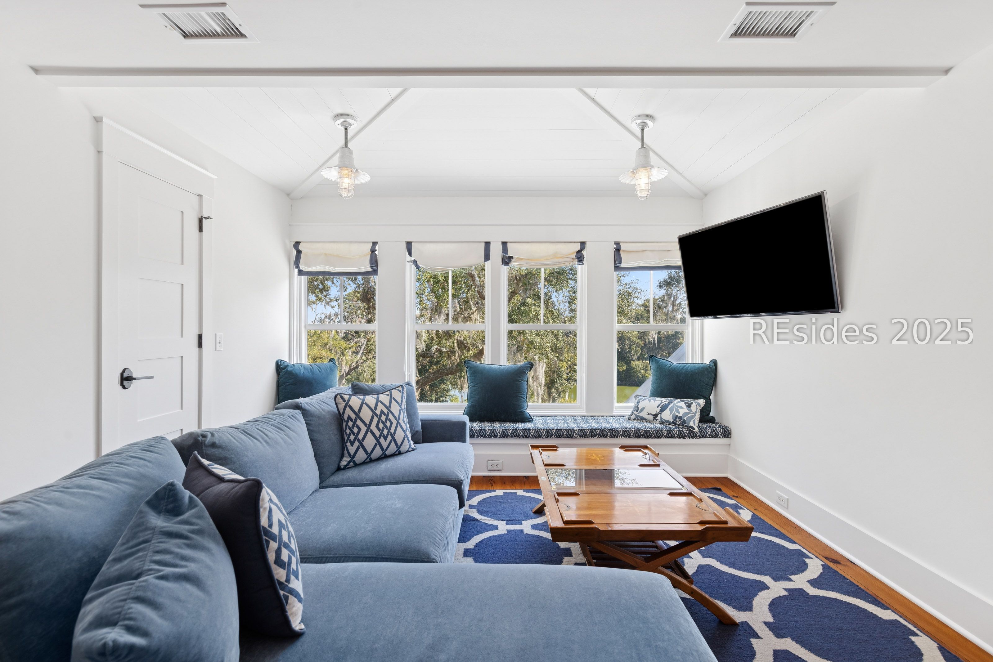 362 Mount Pelia Road