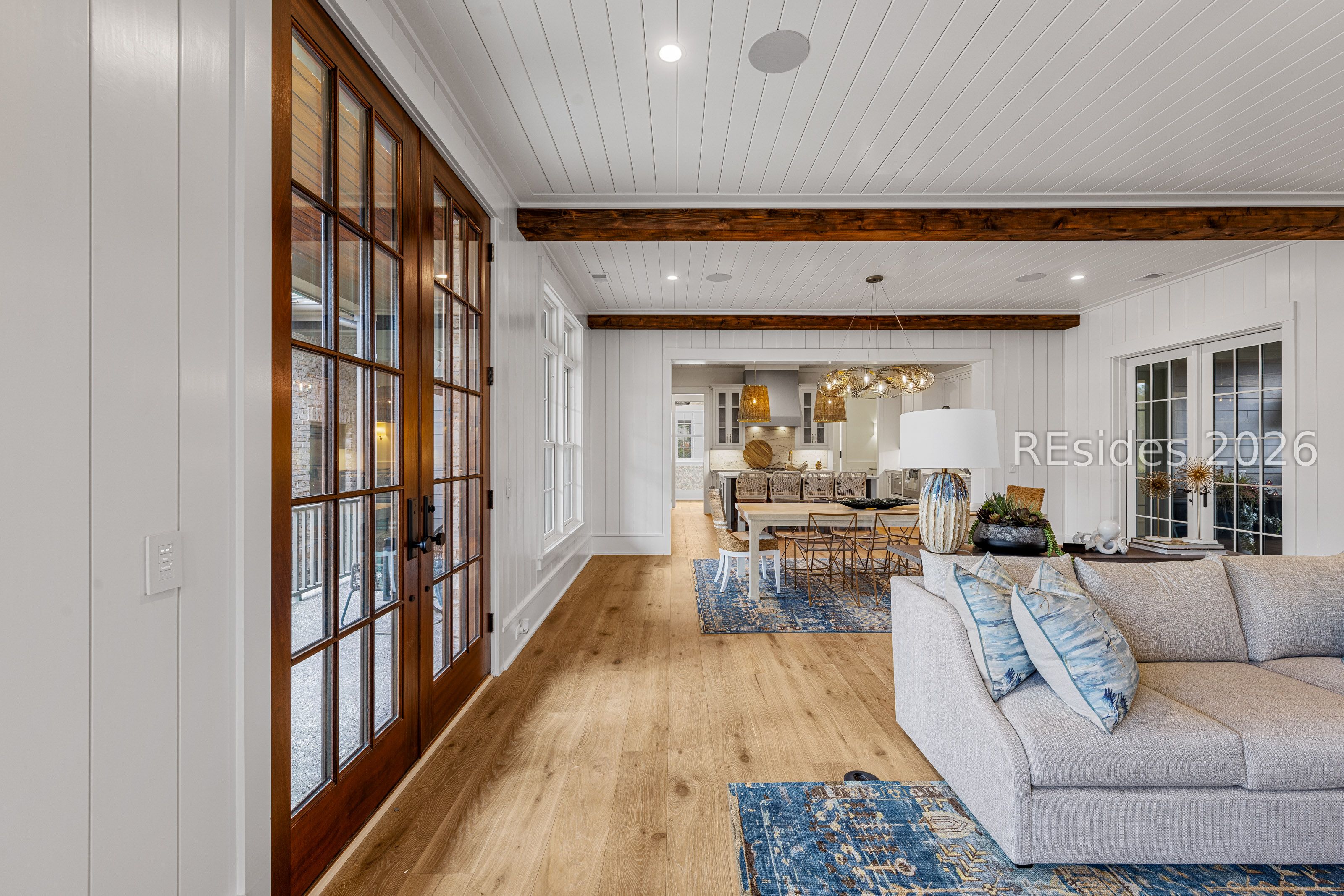 15 Lyonia Street