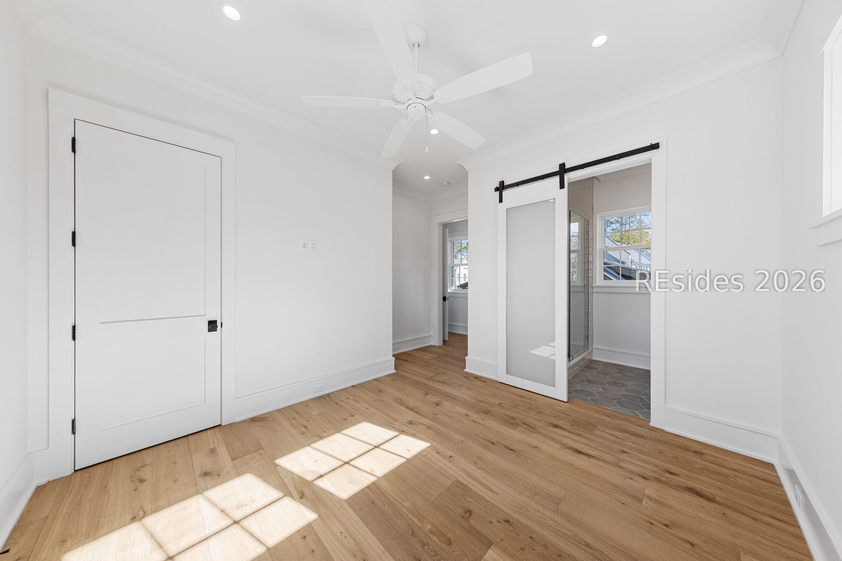 15 Lyonia Street