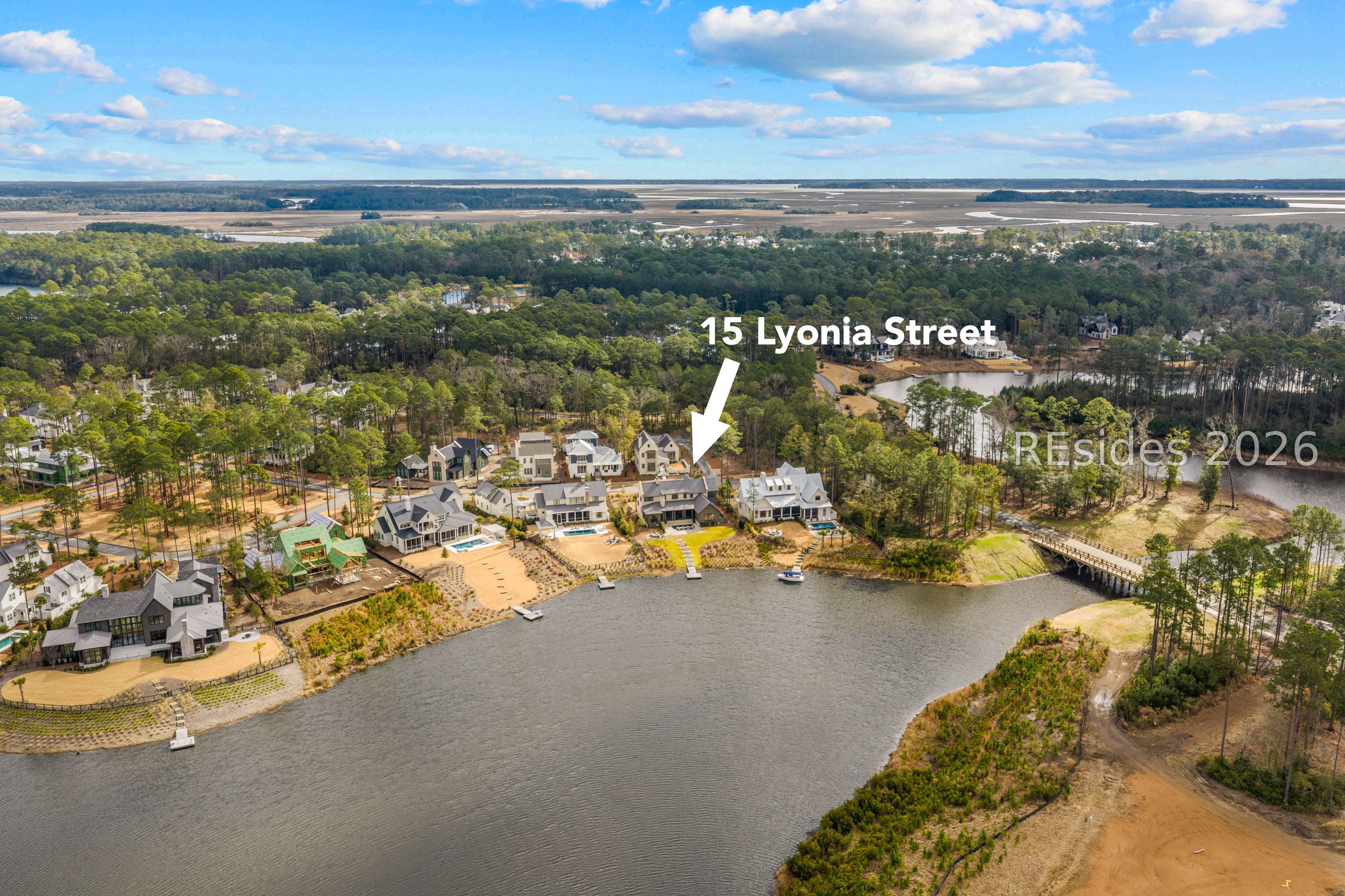 15 Lyonia Street
